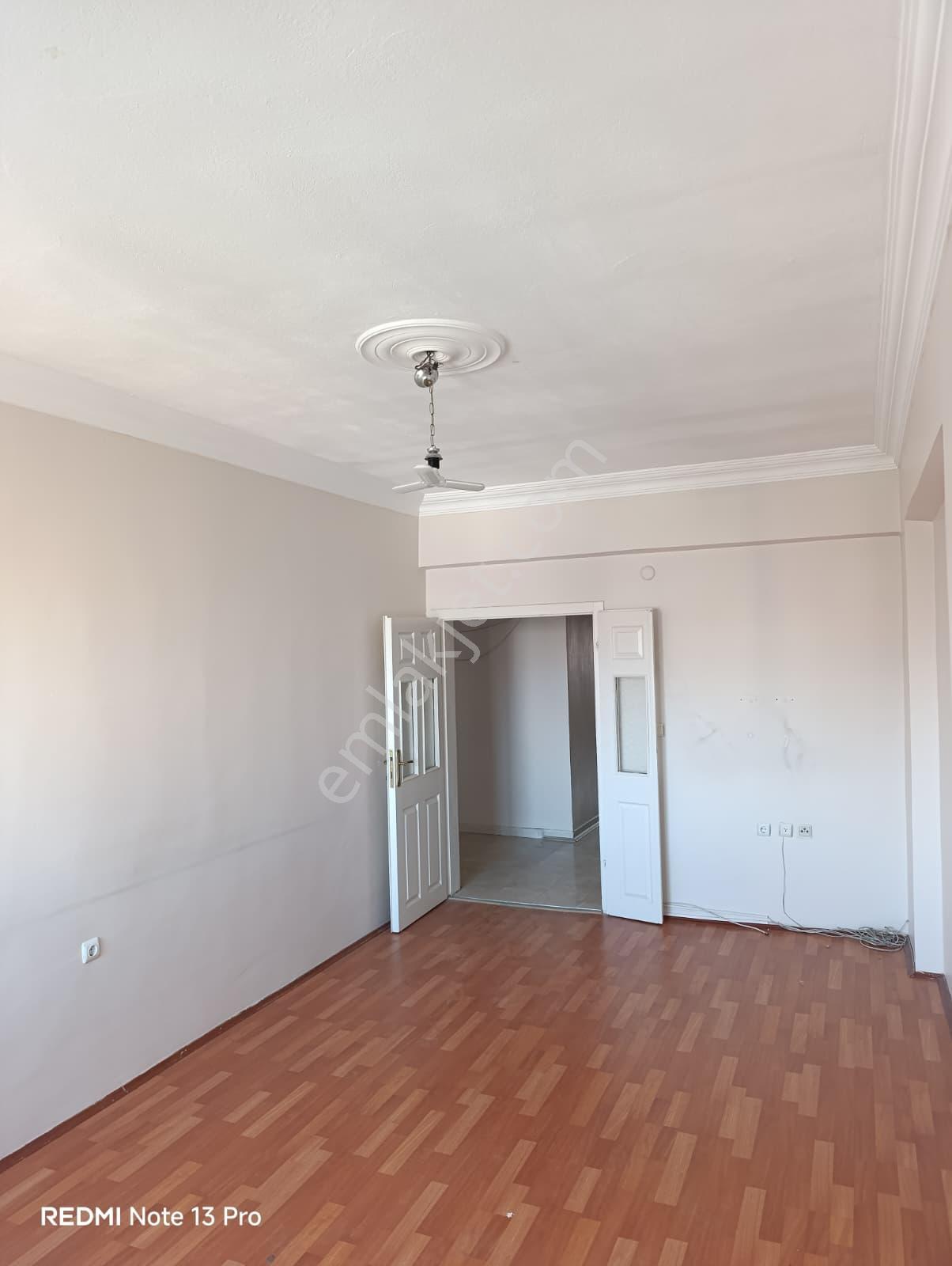 Sahibinden Merkezde Ferah 200 M² 4+1 2 Balkonlu Kiralık Daire - Görsel 15