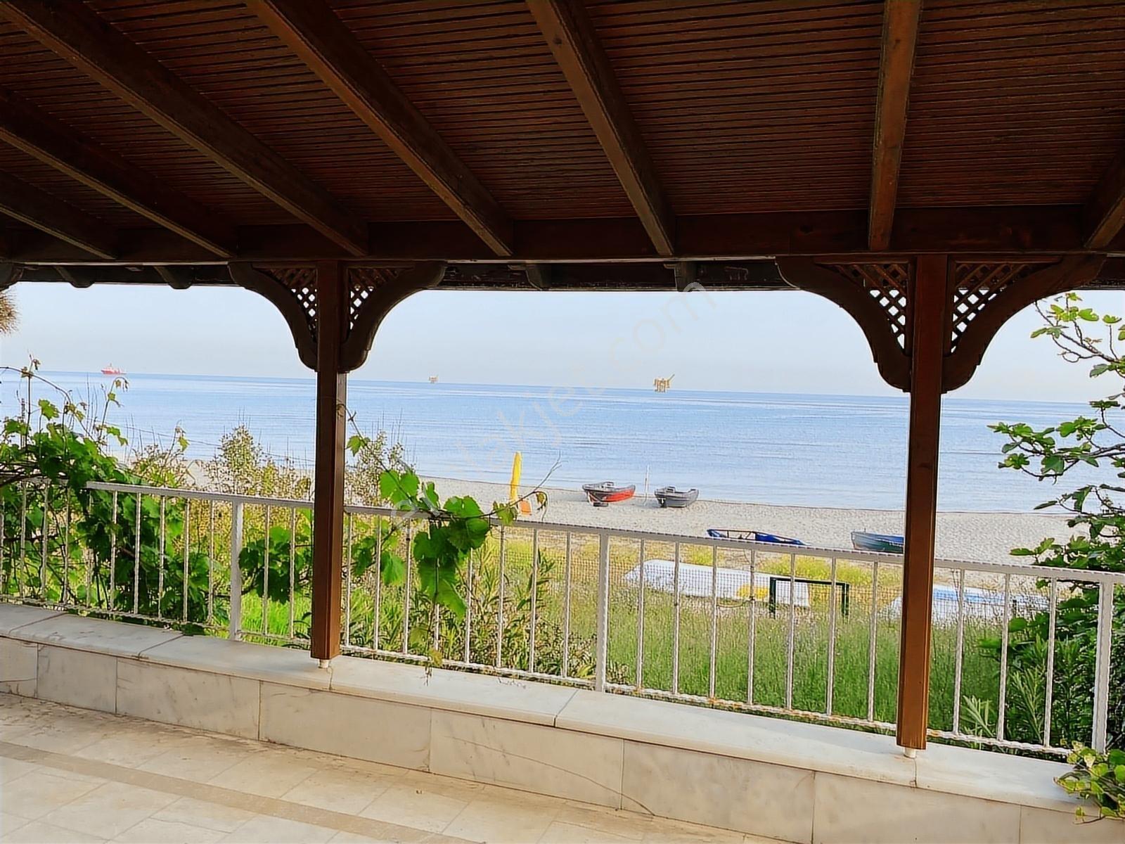 Eşsiz Konum !! Denize Sıfır 5+2 Müstakil Villa - Görsel 20