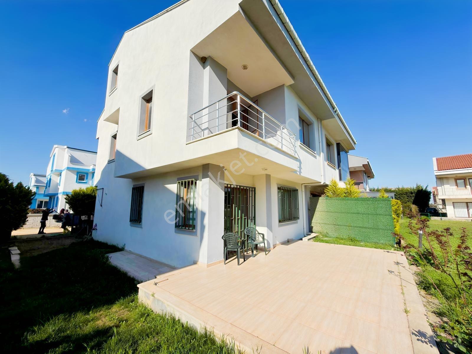 Özel Havuzlu 5+2 Lüks Villa - Denize Yürüme Mesafesinde - Görsel 12