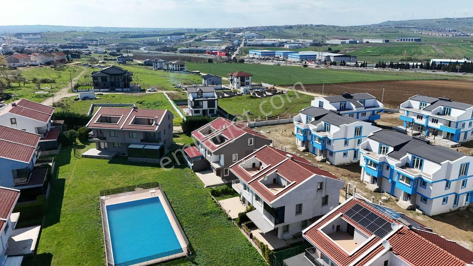 Özel Havuzlu 5+2 Lüks Villa - Denize Yürüme Mesafesinde - Görsel 5