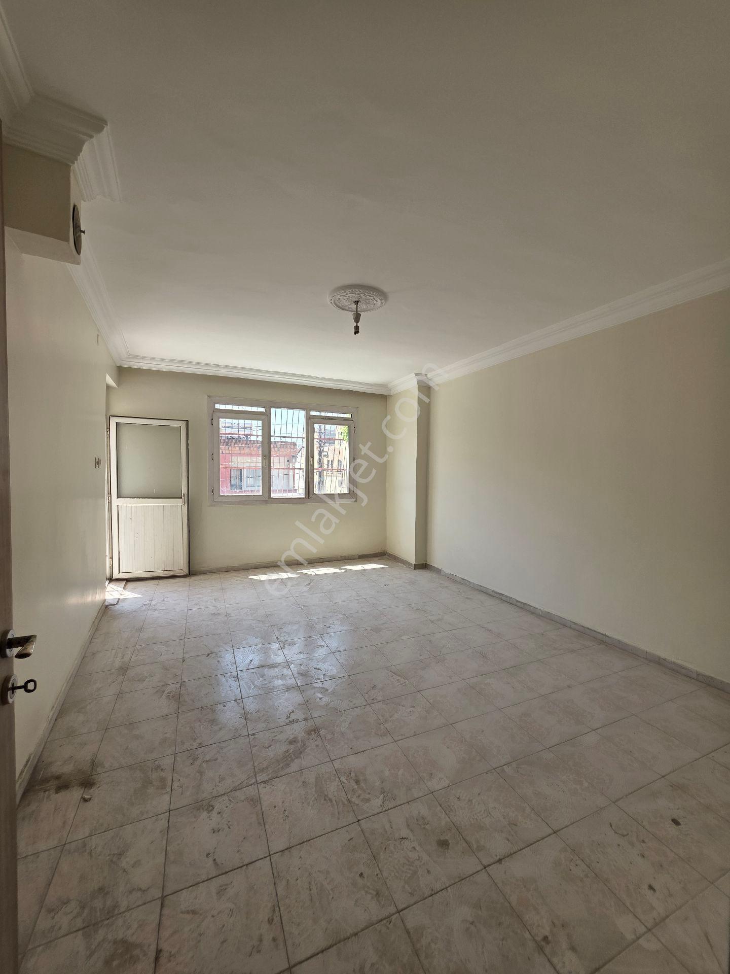 Levent Cadde Üzerinde Satılık 2 Katlı Müstakil Ev. 155 Metre - Görsel 3
