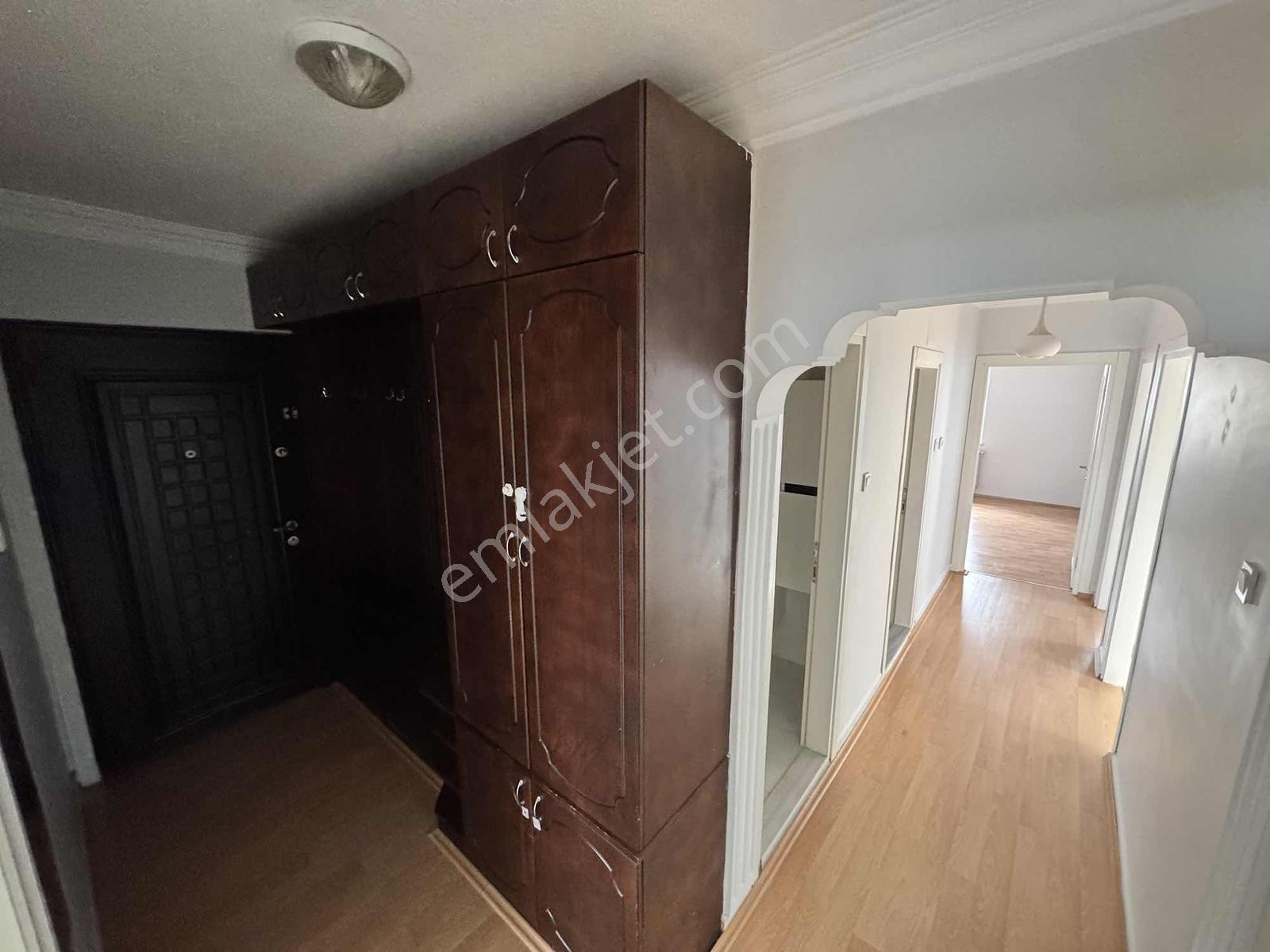 75.yıl Mahallesi Çimen Kaya Sitesinde 3+1 Kiralık Daire - Görsel 7