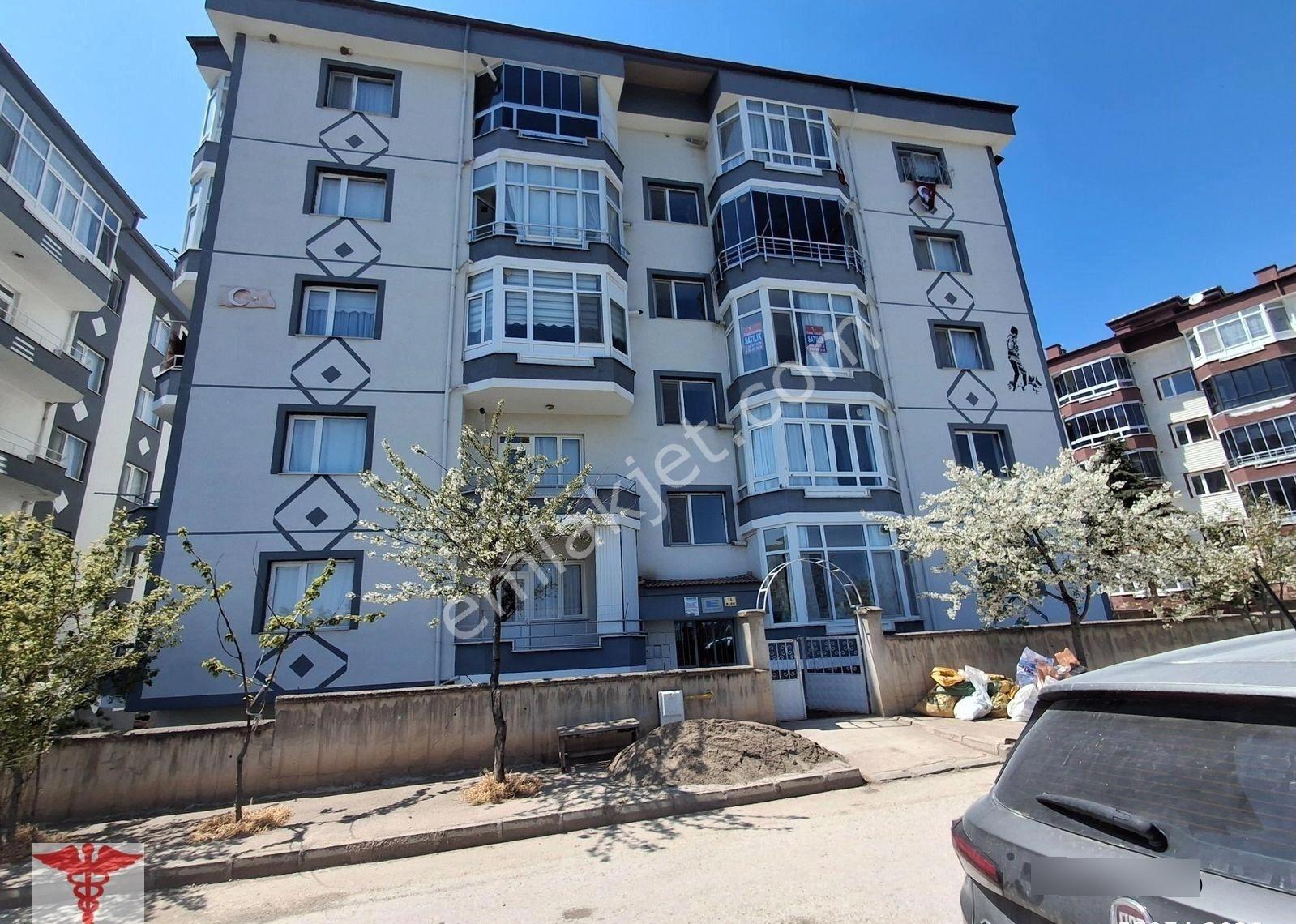 Klass Emlaktan Abidehatun Mahalesinde Eşyalı Satılık 3+1 Daire - Görsel 3