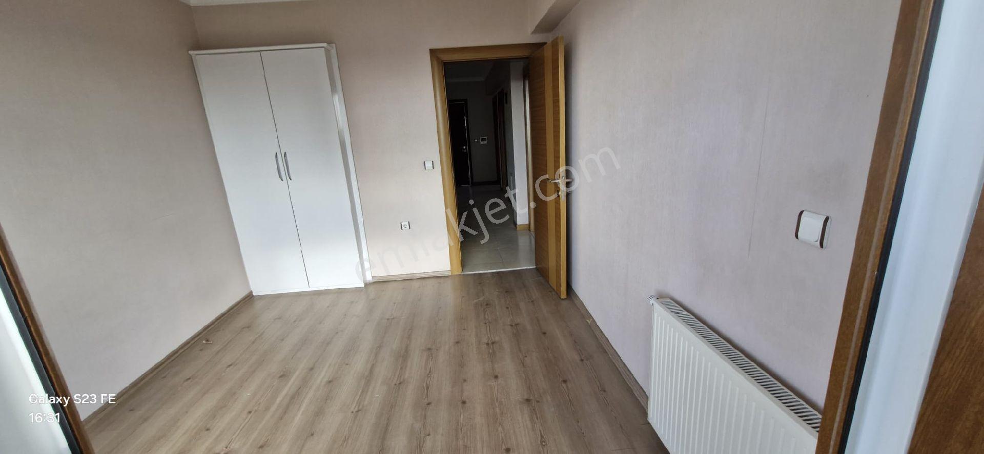 Batıkent Te Kiralık Geniş Daire - Görsel 14