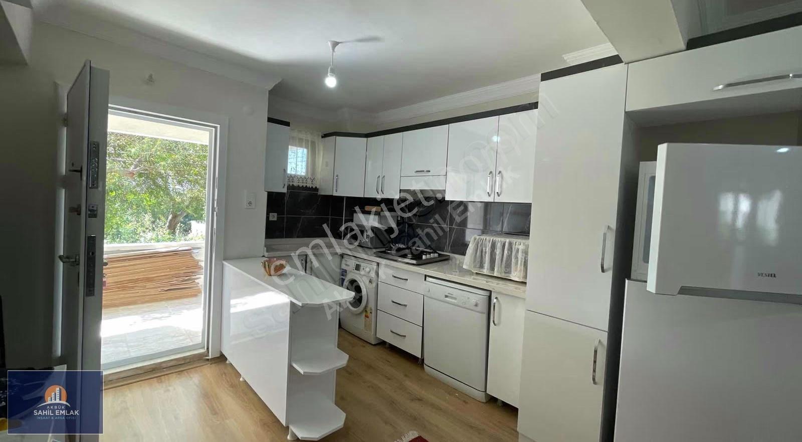 Denize Sadece 250 Metre Mesafede 2+1 Giriş Kat Daire - Görsel 27