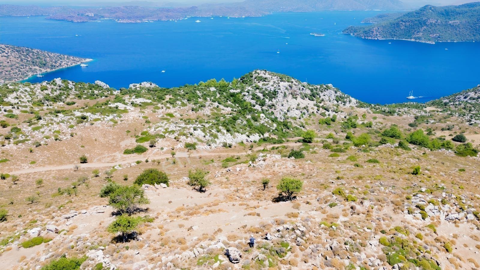 Selimiye Körfezine Hakim,panoramik Deniz Manzaralı Özel Arazi