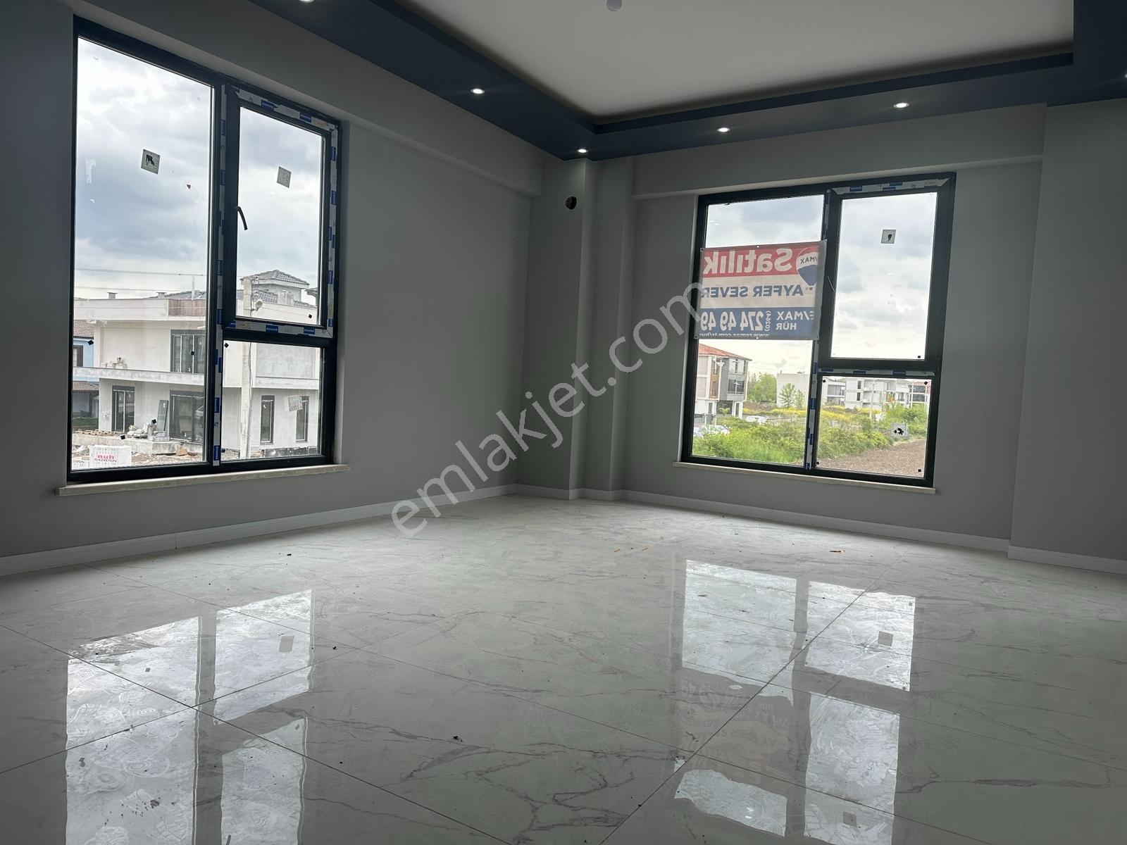 Remax Ayfer Sever'den Serdivan Yazlık 3+1 Satılık Sıfır Daire - Görsel 26