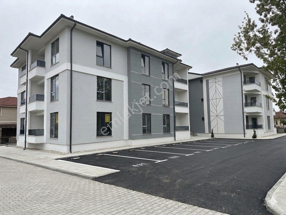 Remax Ayfer Sever'den Serdivan Yazlık 3+1 Satılık Sıfır Daire