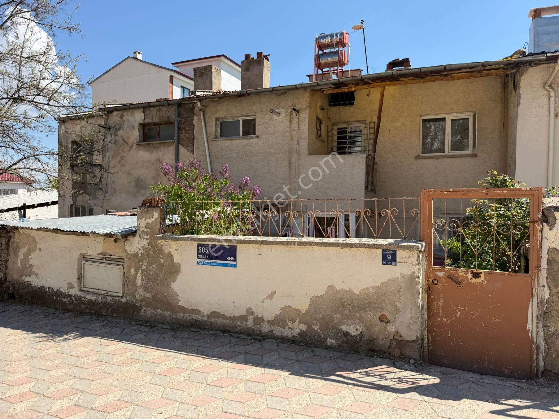 Mevsim'den Abdullah Paşa Müthiş Konum Satılık Konut İmarlı Arsa