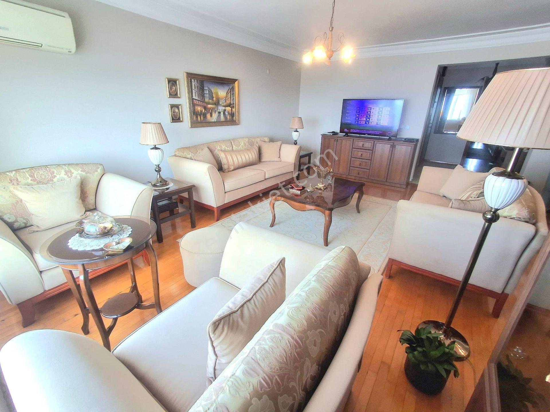 Basın Sitesi Otoparklı Asansörlü Sitede Deniz Manzaralı 3.5+1 Daire - Görsel 9