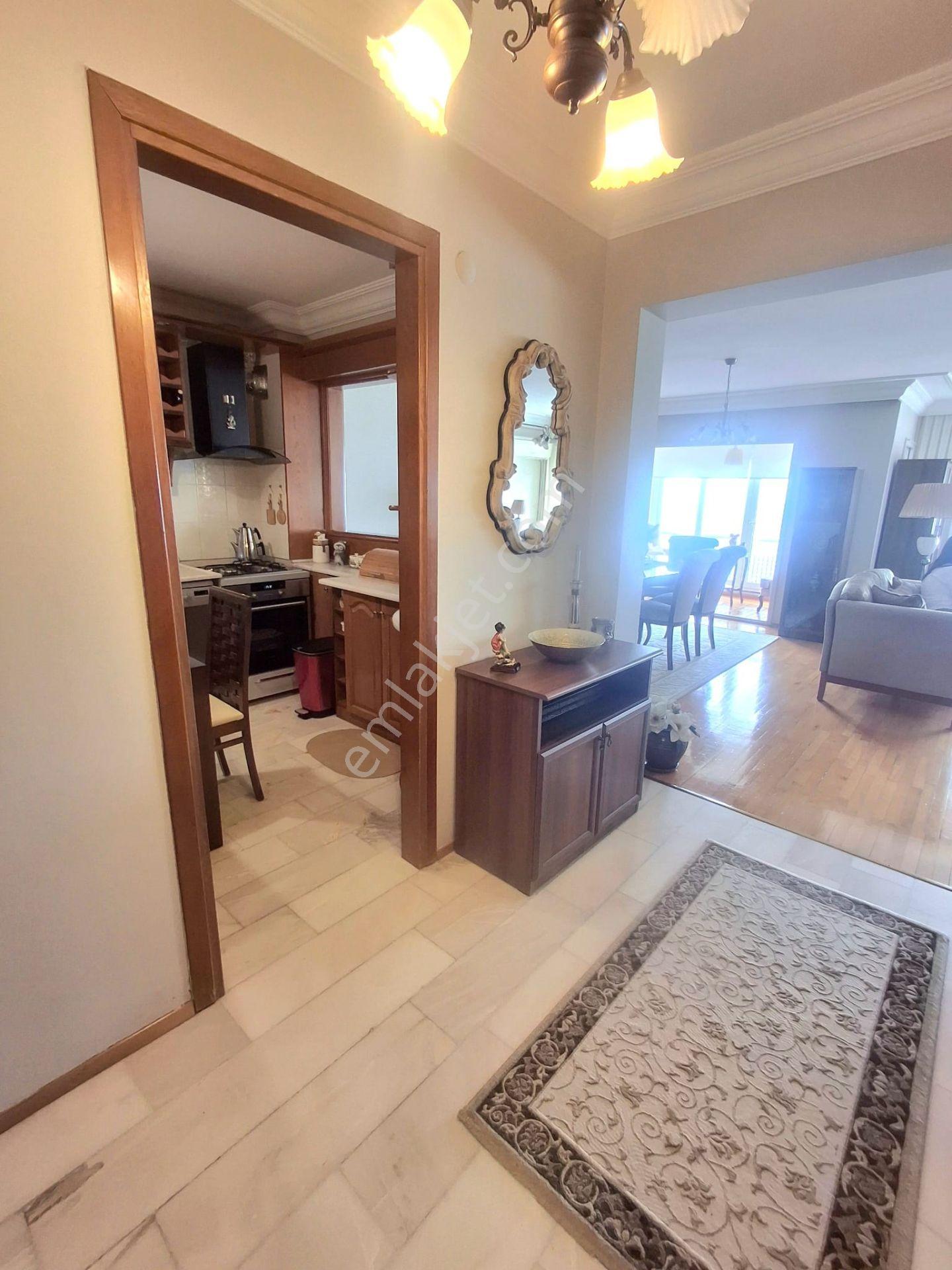 Basın Sitesi Otoparklı Asansörlü Sitede Deniz Manzaralı 3.5+1 Daire - Görsel 14