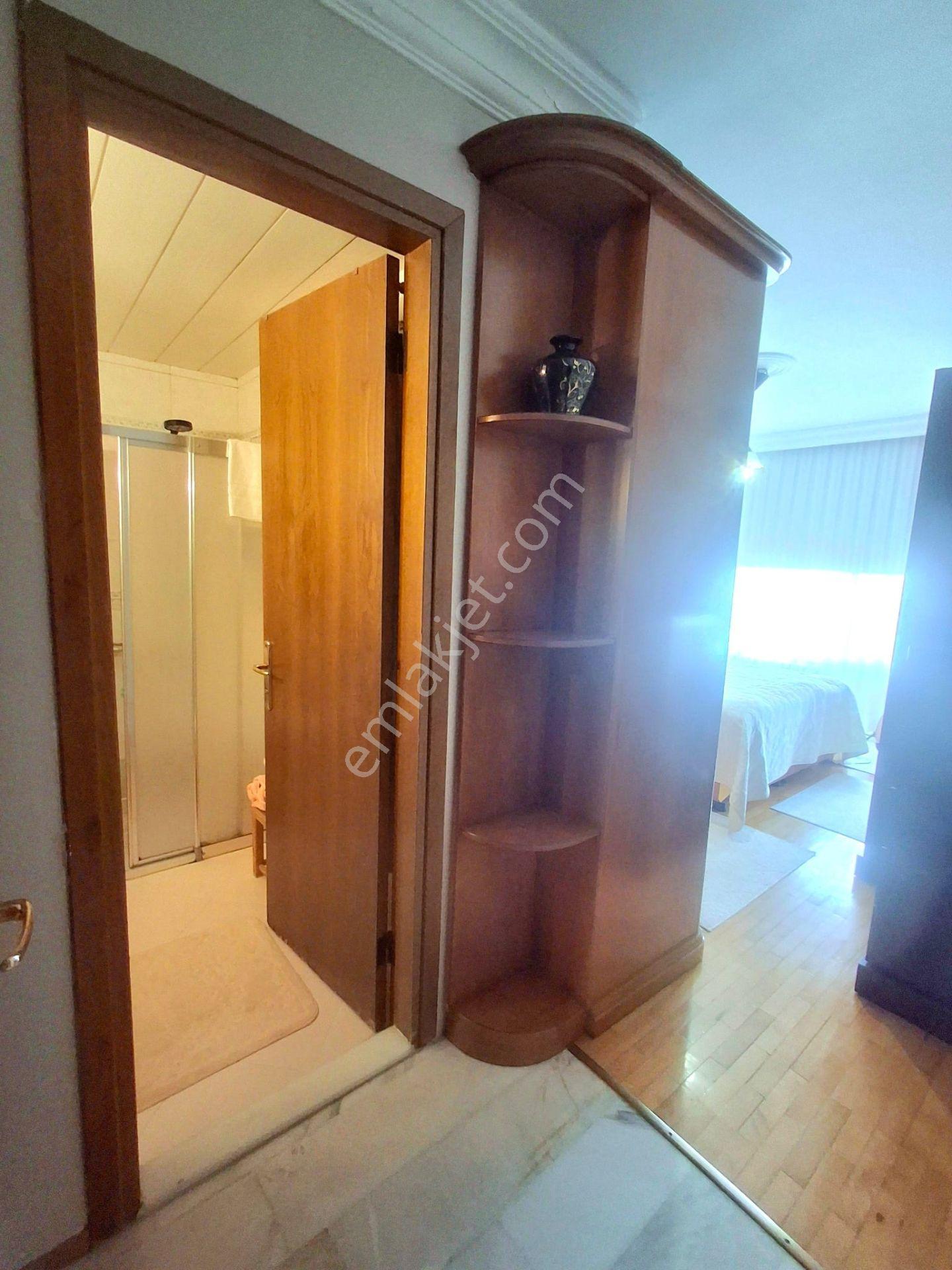 Basın Sitesi Otoparklı Asansörlü Sitede Deniz Manzaralı 3.5+1 Daire - Görsel 29