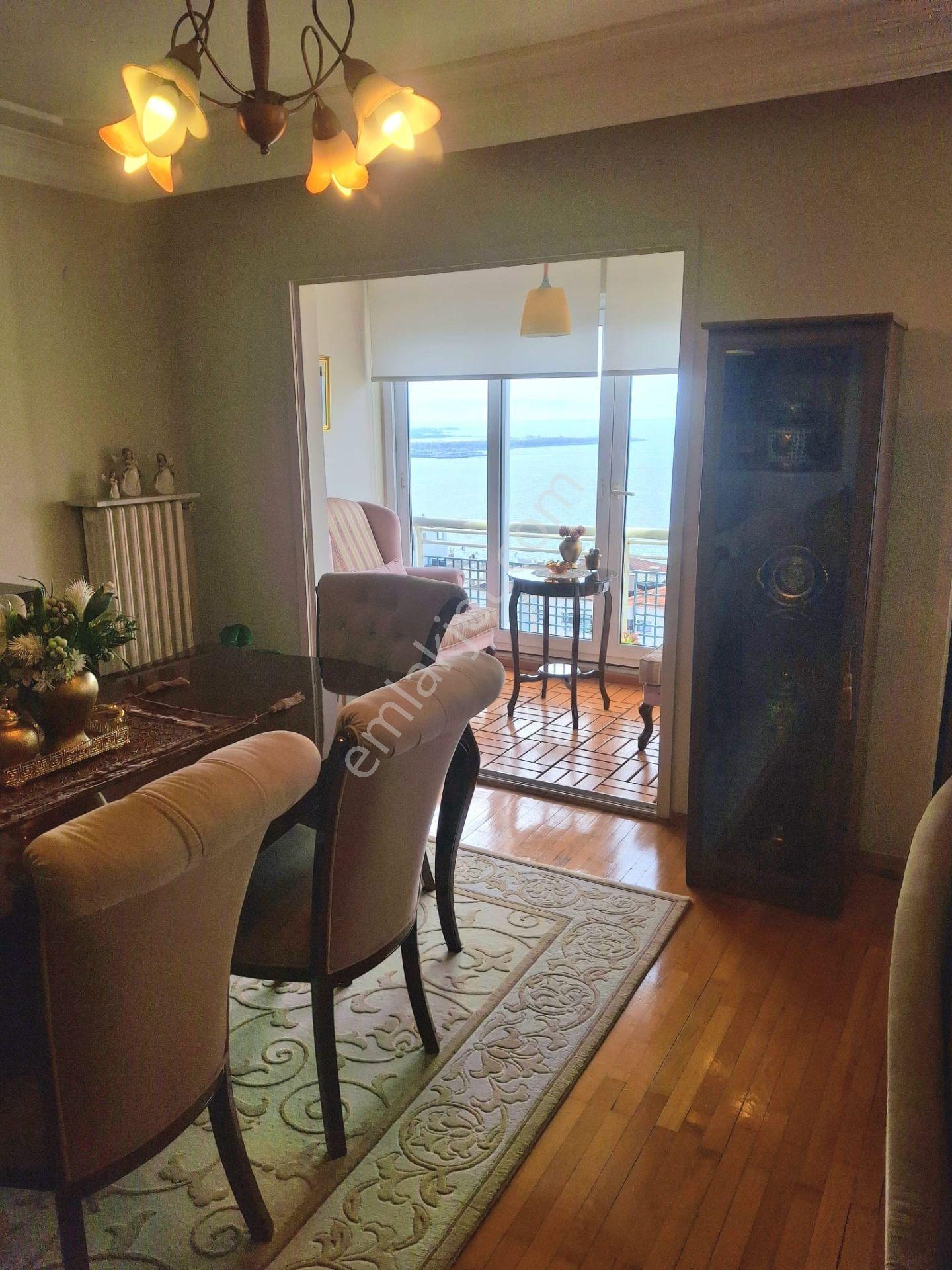 Basın Sitesi Otoparklı Asansörlü Sitede Deniz Manzaralı 3.5+1 Daire - Görsel 7