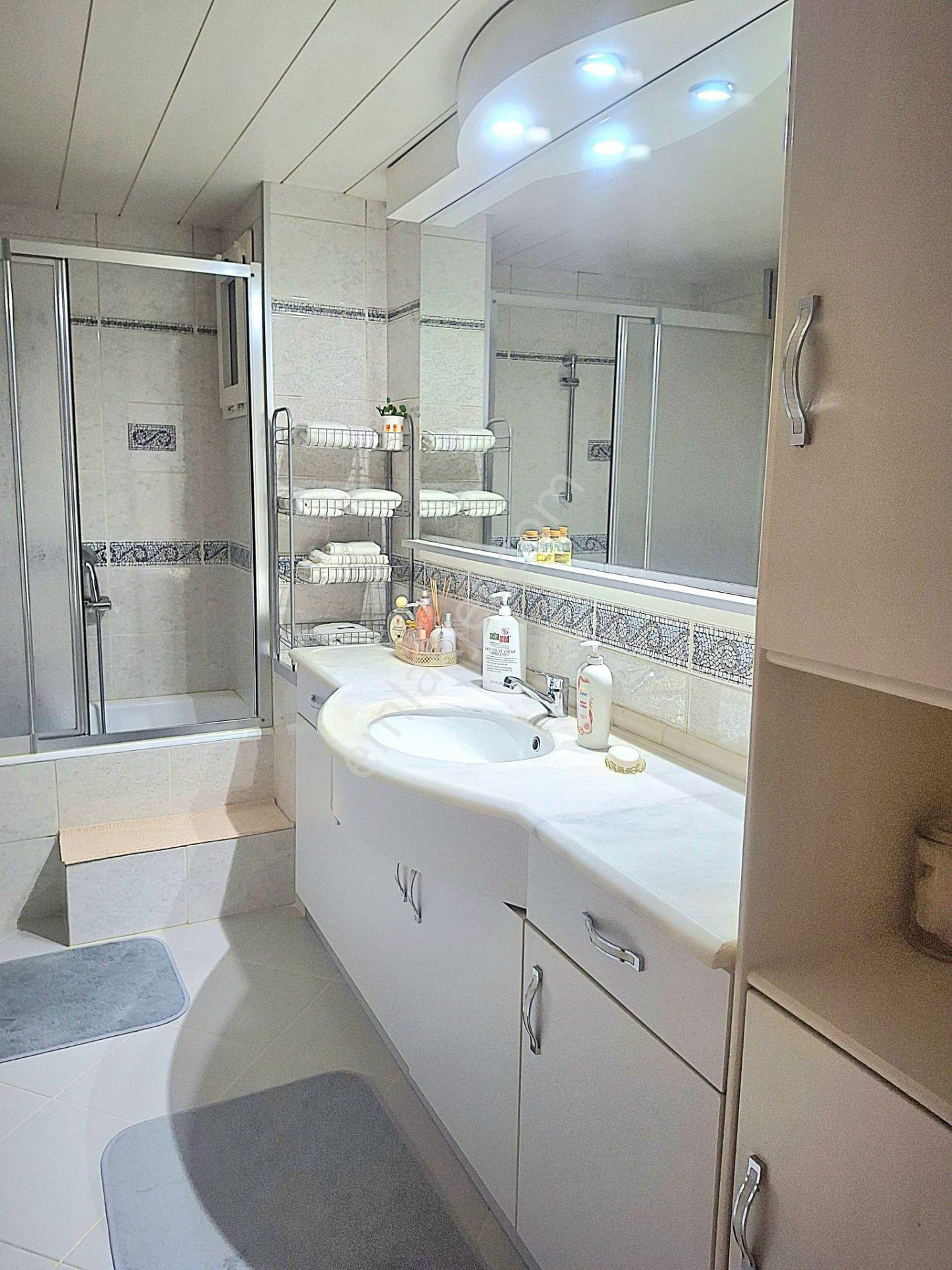 Basın Sitesi Otoparklı Asansörlü Sitede Deniz Manzaralı 3.5+1 Daire - Görsel 33