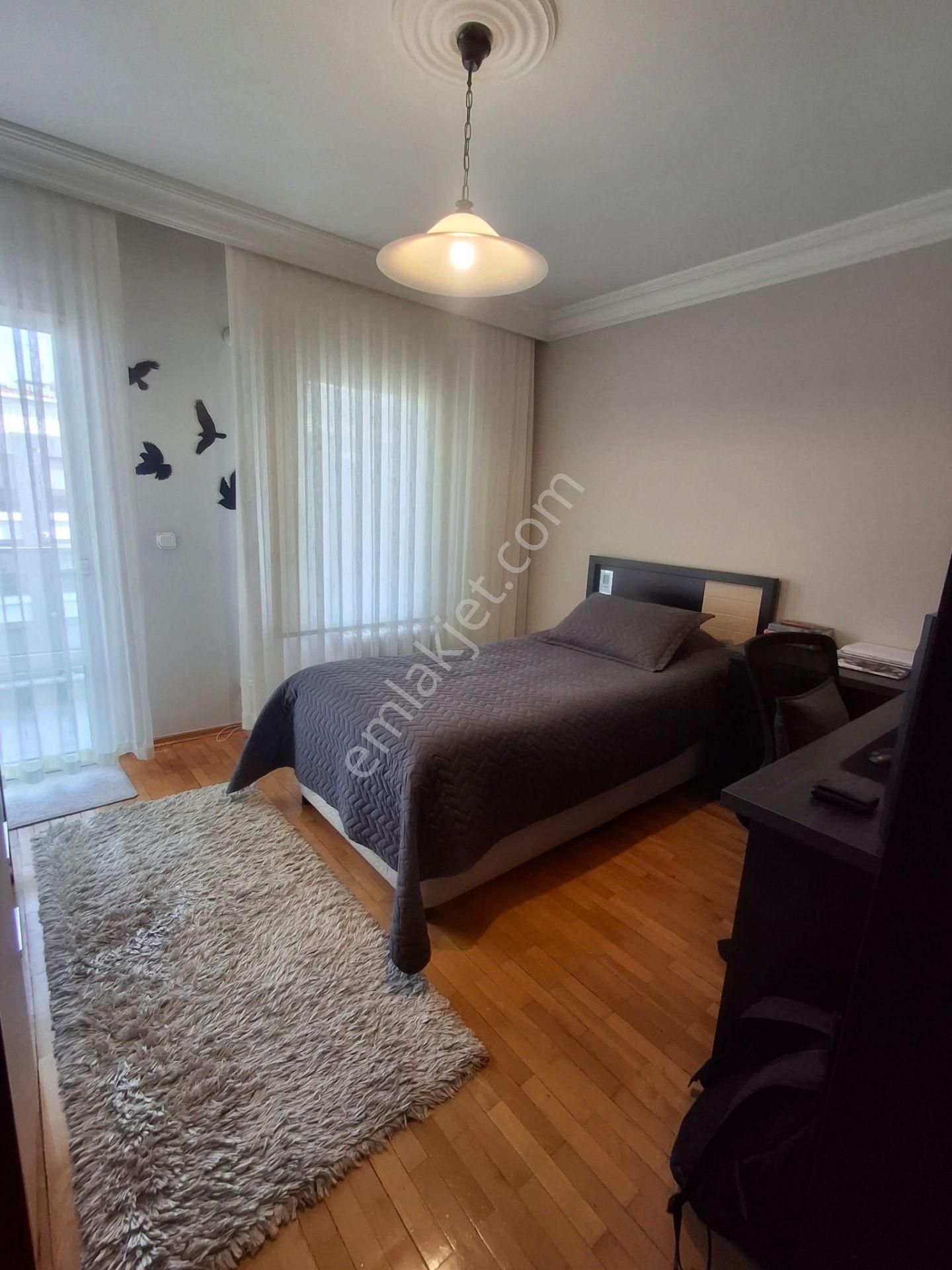 Basın Sitesi Otoparklı Asansörlü Sitede Deniz Manzaralı 3.5+1 Daire - Görsel 19