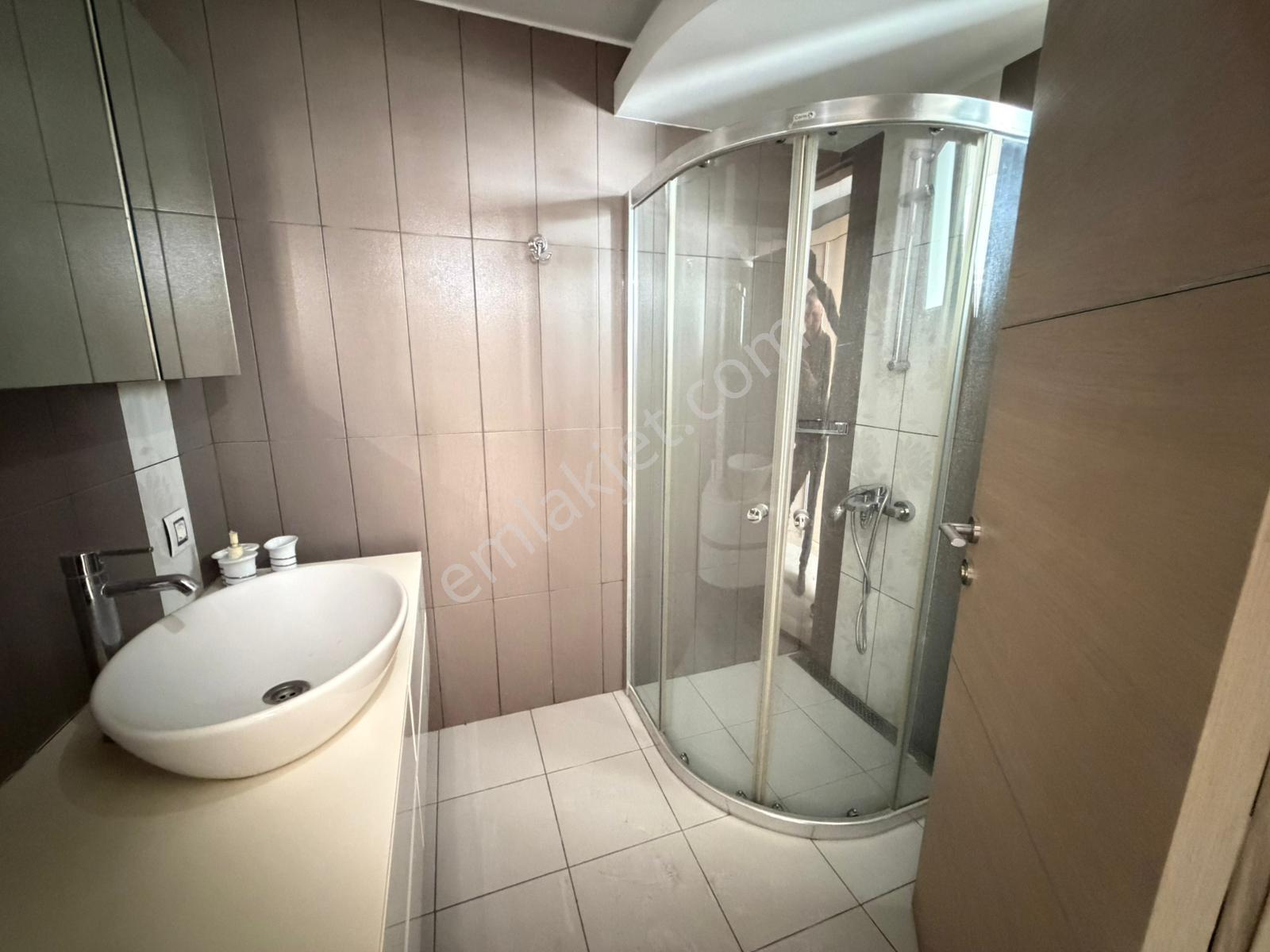 Şehir Merkezinde Kiralık Ofisler - Görsel 15