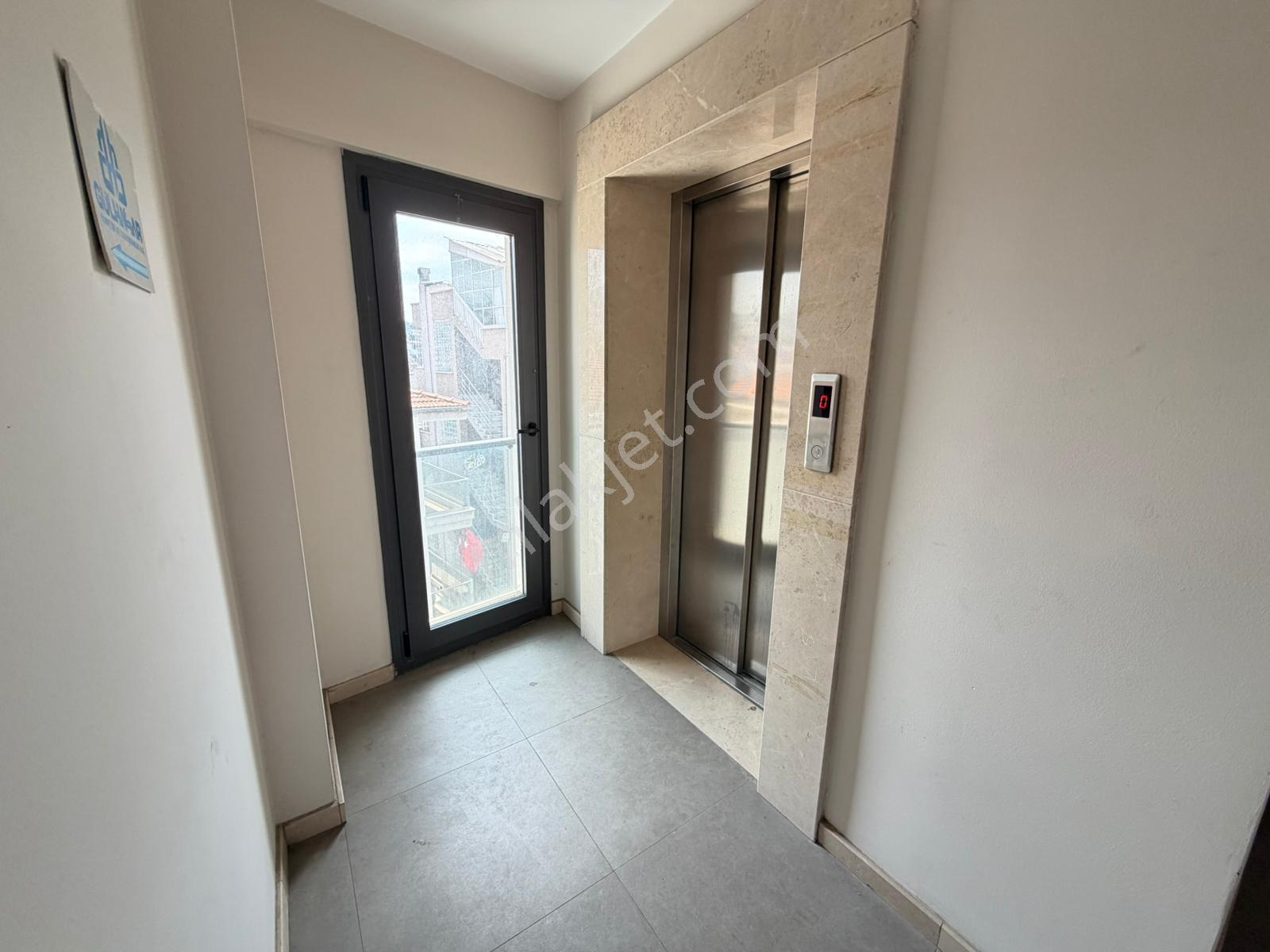 Şehir Merkezinde Kiralık Ofisler - Görsel 23