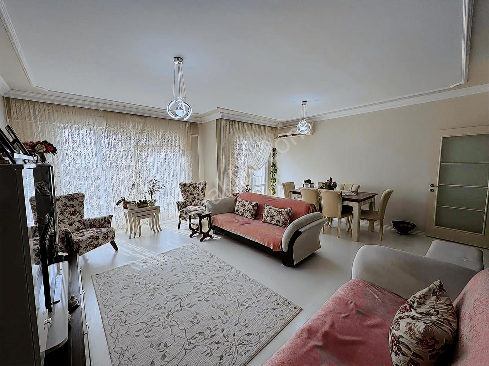 Beylikdüzü Adnan Kahveci Mh Okyanus Apt Güney Cephe Geniş 3+1 - Görsel 6