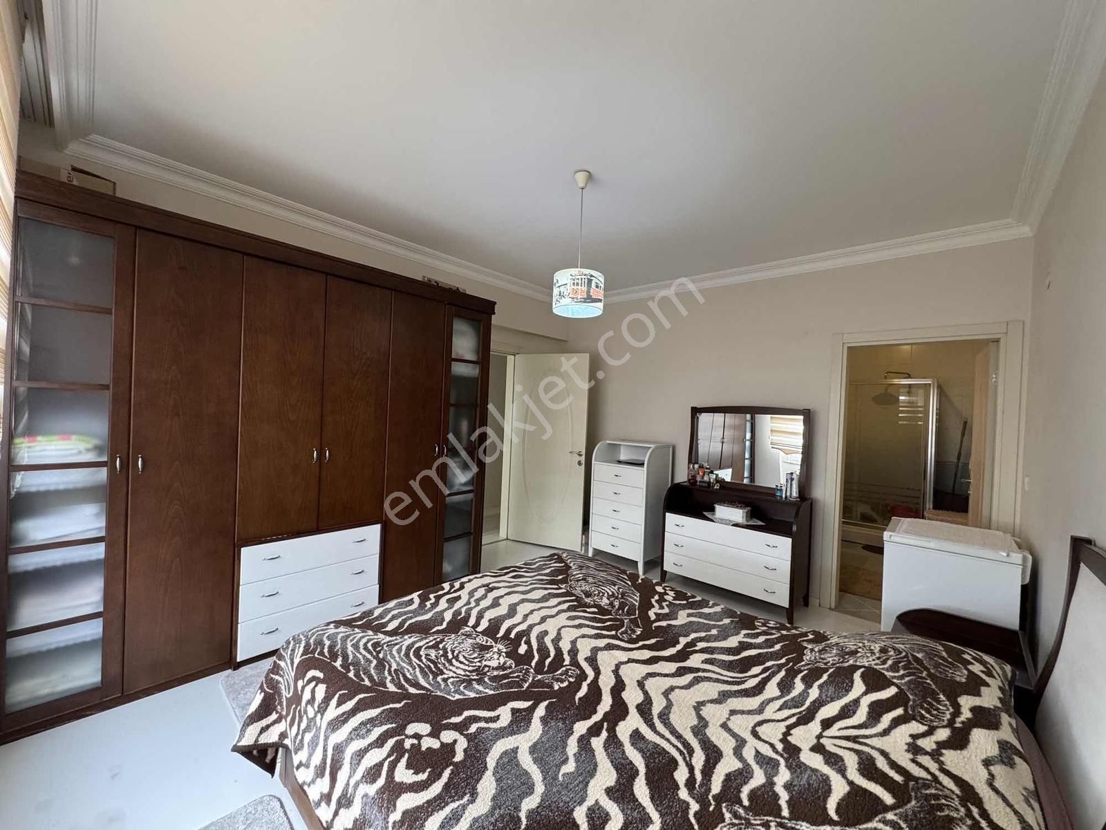 Beylikdüzü Adnan Kahveci Mh Okyanus Apt Güney Cephe Geniş 3+1 - Görsel 32