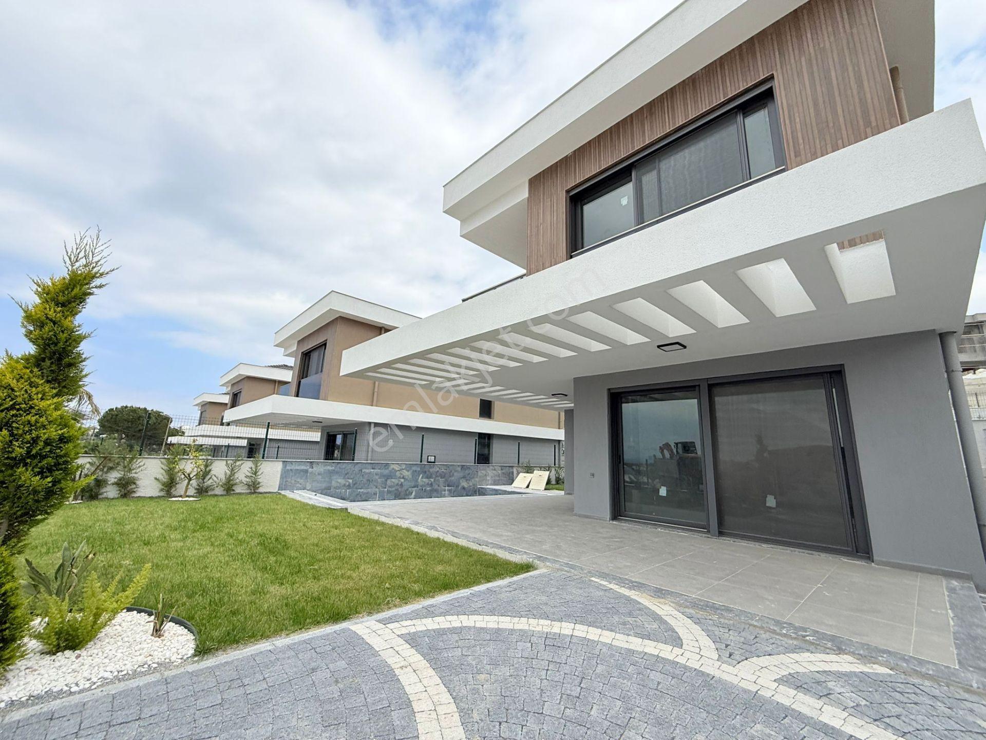 Manzara-güvenlik-özel Havuz/otopark-yerden Isıtma-450 M2 Bahçe-lüx-akıllı Ev-tamamı Müstakil - Görsel 4