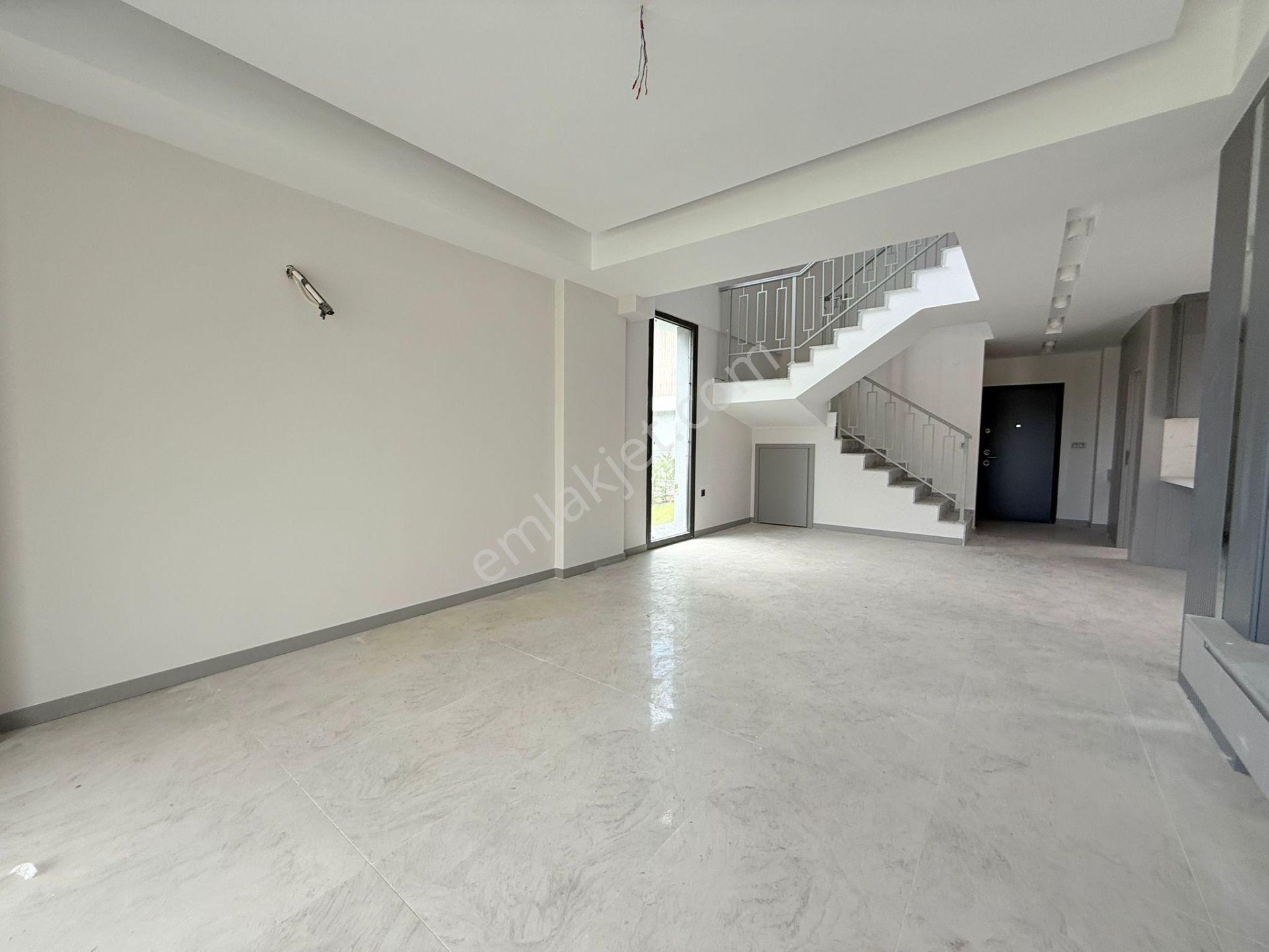 Manzara-güvenlik-özel Havuz/otopark-yerden Isıtma-450 M2 Bahçe-lüx-akıllı Ev-tamamı Müstakil - Görsel 12