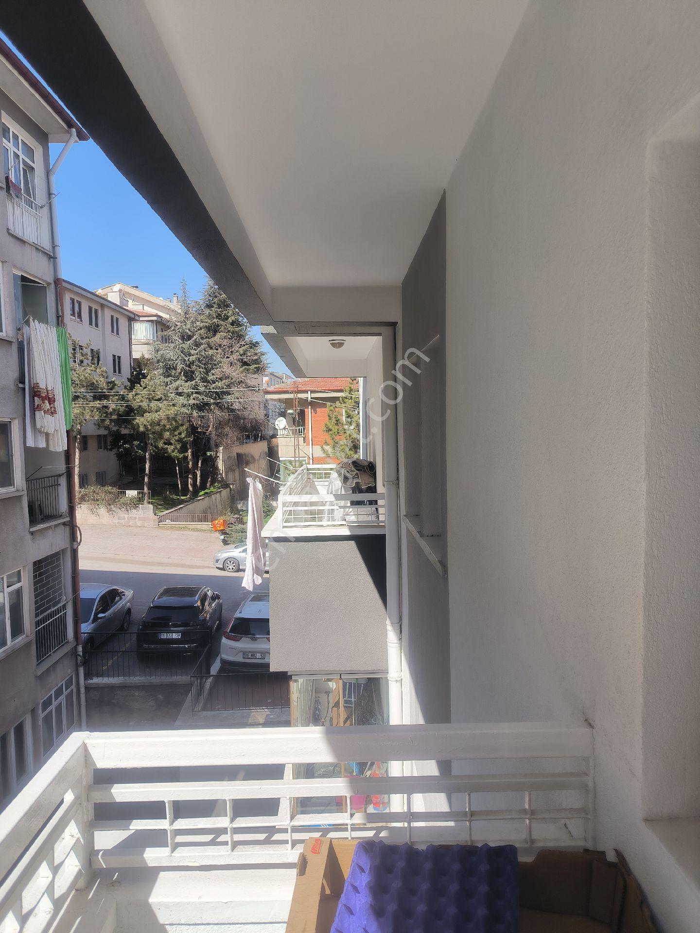 Sahibinden Dikmen Vadisine Sıfır Konumda Ara Kat Önü Açık 4+1 - Görsel 9