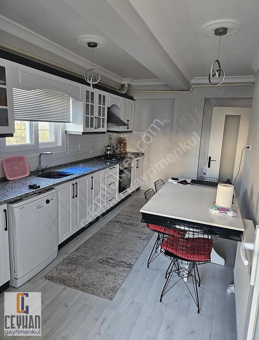 Ring Yolu Üzeri Eşyalı Kiralık 2+1 Daire - Görsel 2