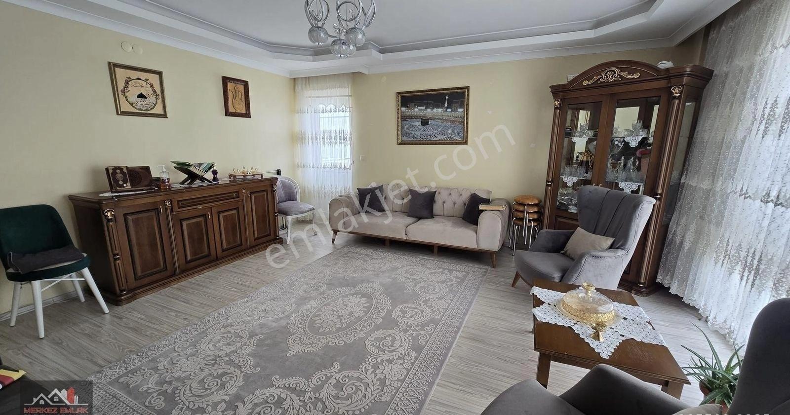 Gülveren Mag 3+1 Kat 2 Ön Cephe İçi Tapılı Asansörlü Kiler Li - Görsel 12