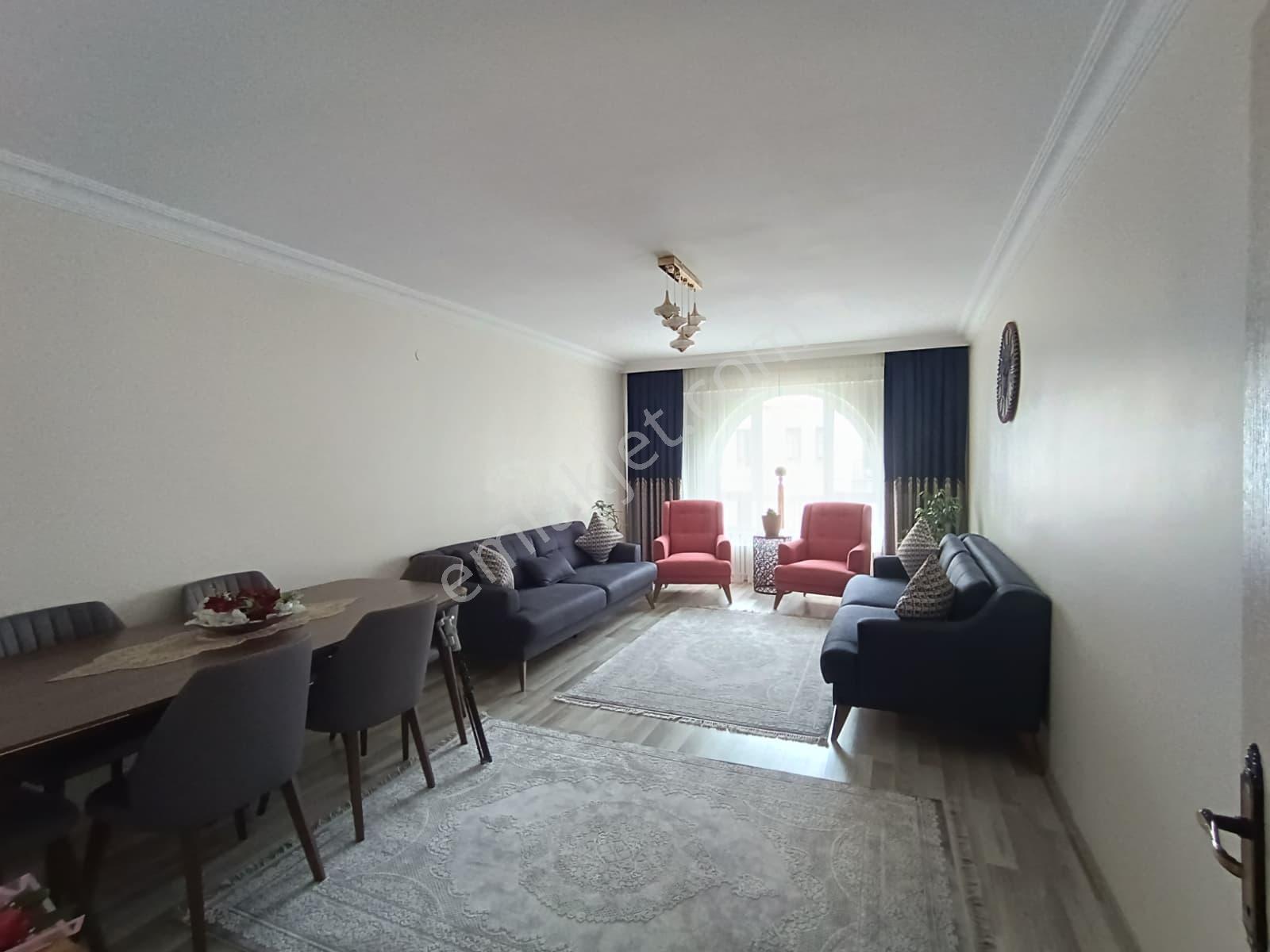 Hayatın İçinde Caddede Muradiye Cami Karşısı Satılık 3+1 Daire - Görsel 34