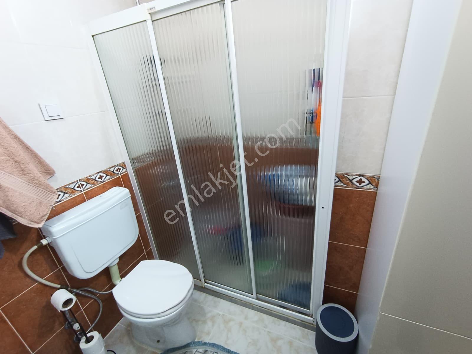 Hayatın İçinde Caddede Muradiye Cami Karşısı Satılık 3+1 Daire - Görsel 18