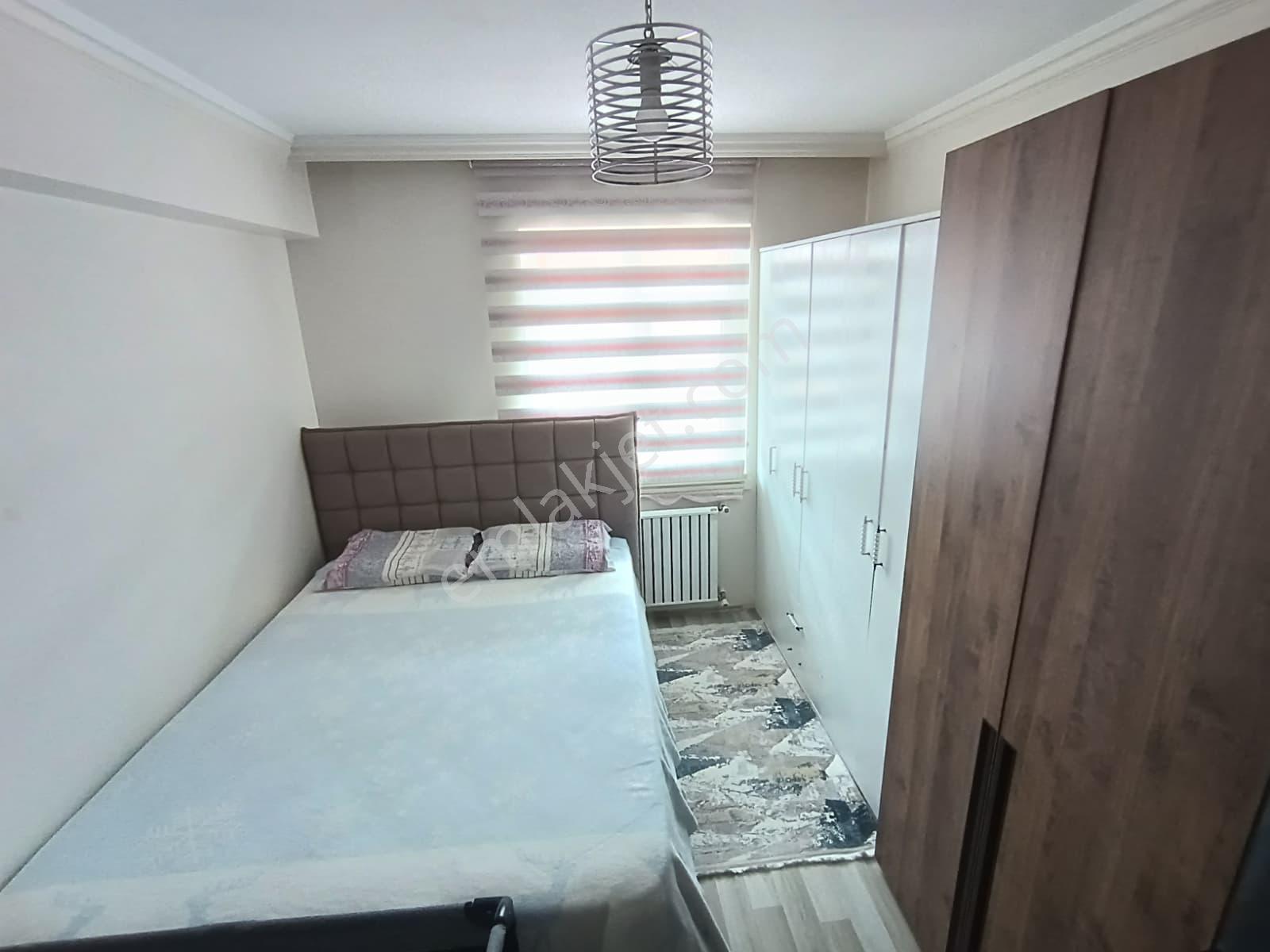 Hayatın İçinde Caddede Muradiye Cami Karşısı Satılık 3+1 Daire - Görsel 26