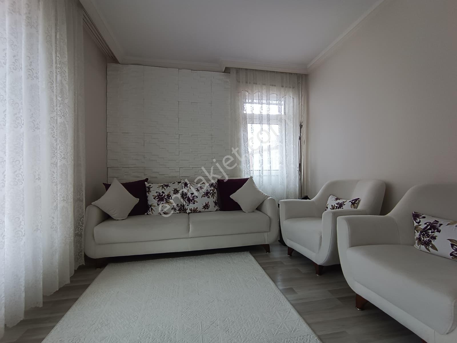 Hayatın İçinde Caddede Muradiye Cami Karşısı Satılık 3+1 Daire - Görsel 9