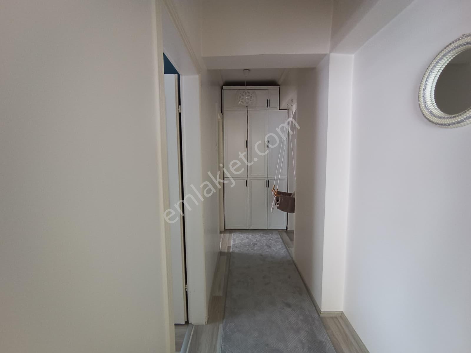 Hayatın İçinde Caddede Muradiye Cami Karşısı Satılık 3+1 Daire - Görsel 21
