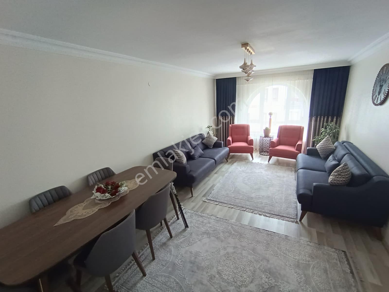 Hayatın İçinde Caddede Muradiye Cami Karşısı Satılık 3+1 Daire - Görsel 32