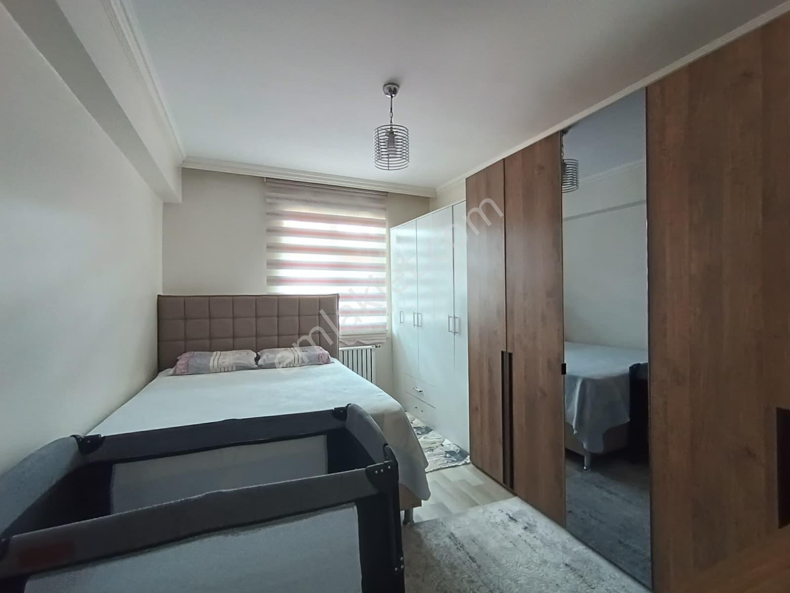 Hayatın İçinde Caddede Muradiye Cami Karşısı Satılık 3+1 Daire - Görsel 24