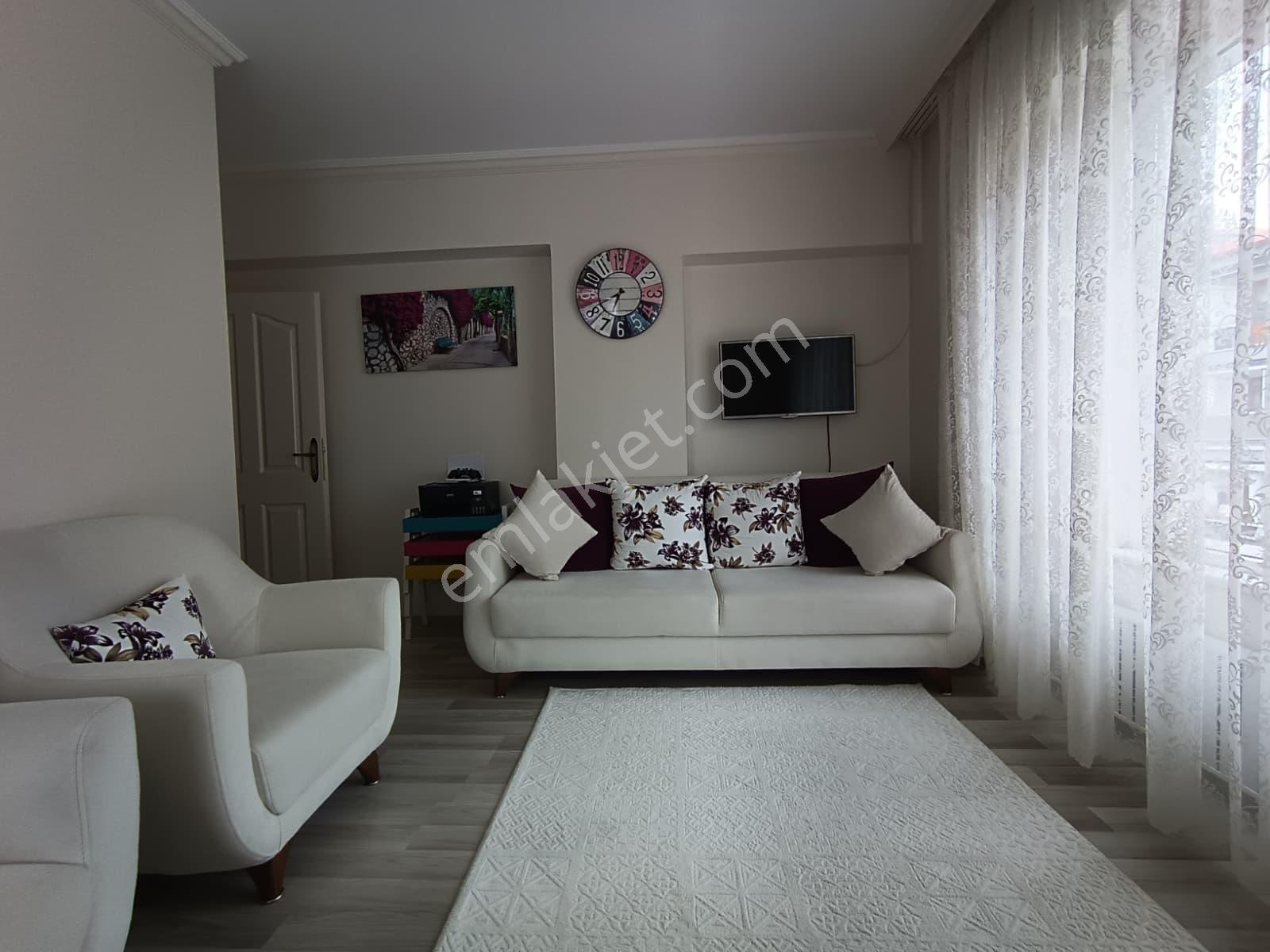 Hayatın İçinde Caddede Muradiye Cami Karşısı Satılık 3+1 Daire - Görsel 11