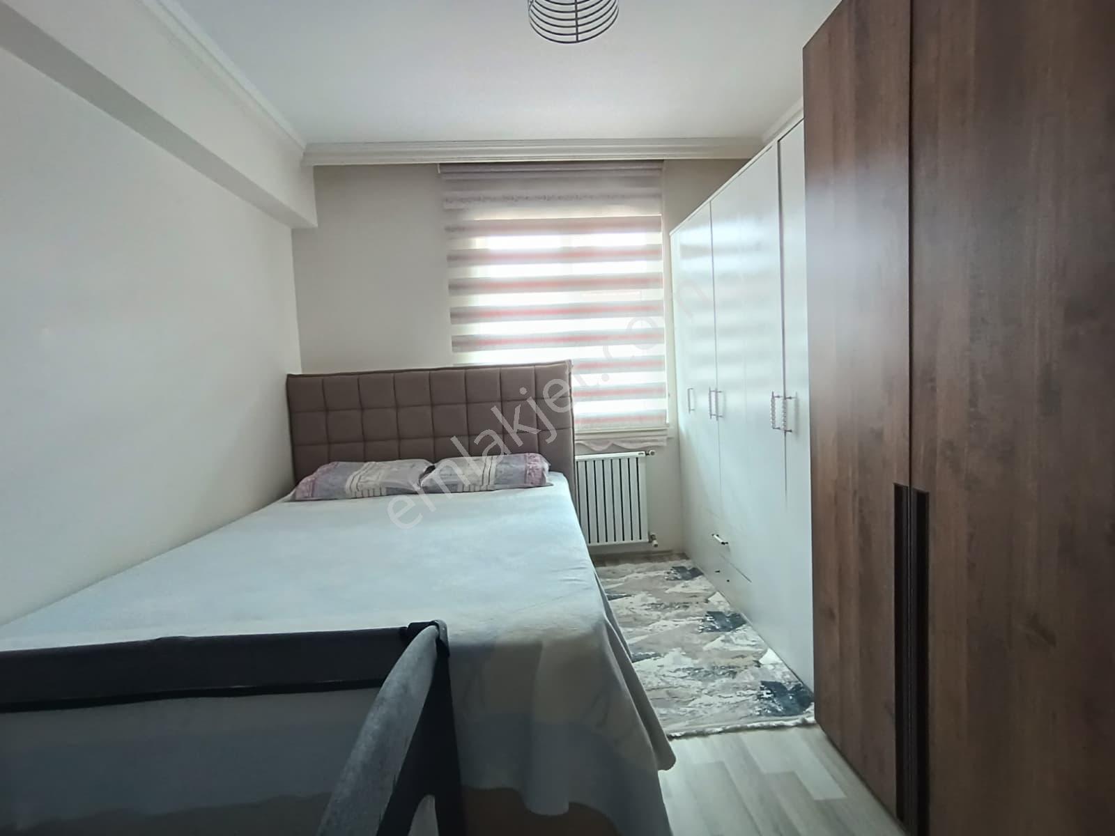 Hayatın İçinde Caddede Muradiye Cami Karşısı Satılık 3+1 Daire - Görsel 22
