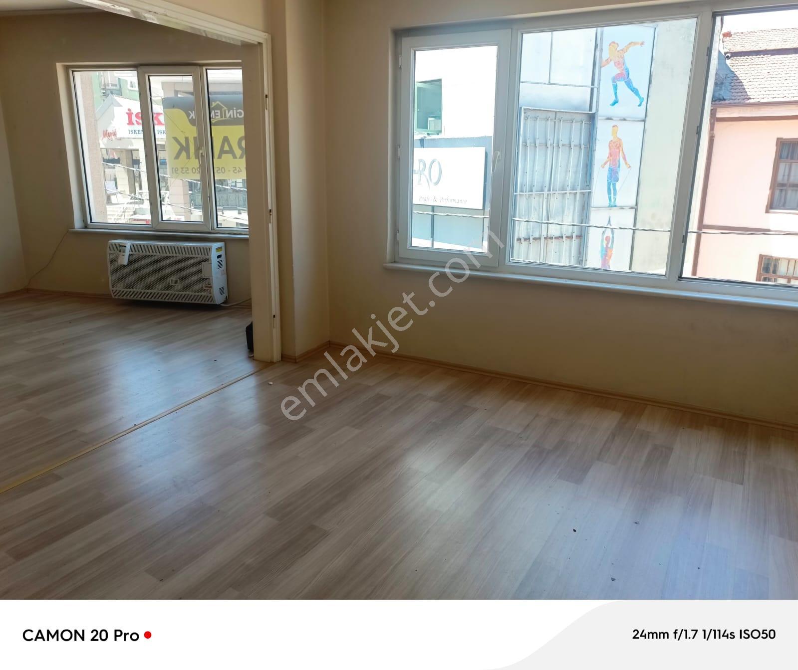 Bursa Ünlü Cadde Kayıhan Girişi 2. Kat 80 M2 2. Kat Daire Kiralık - Görsel 3