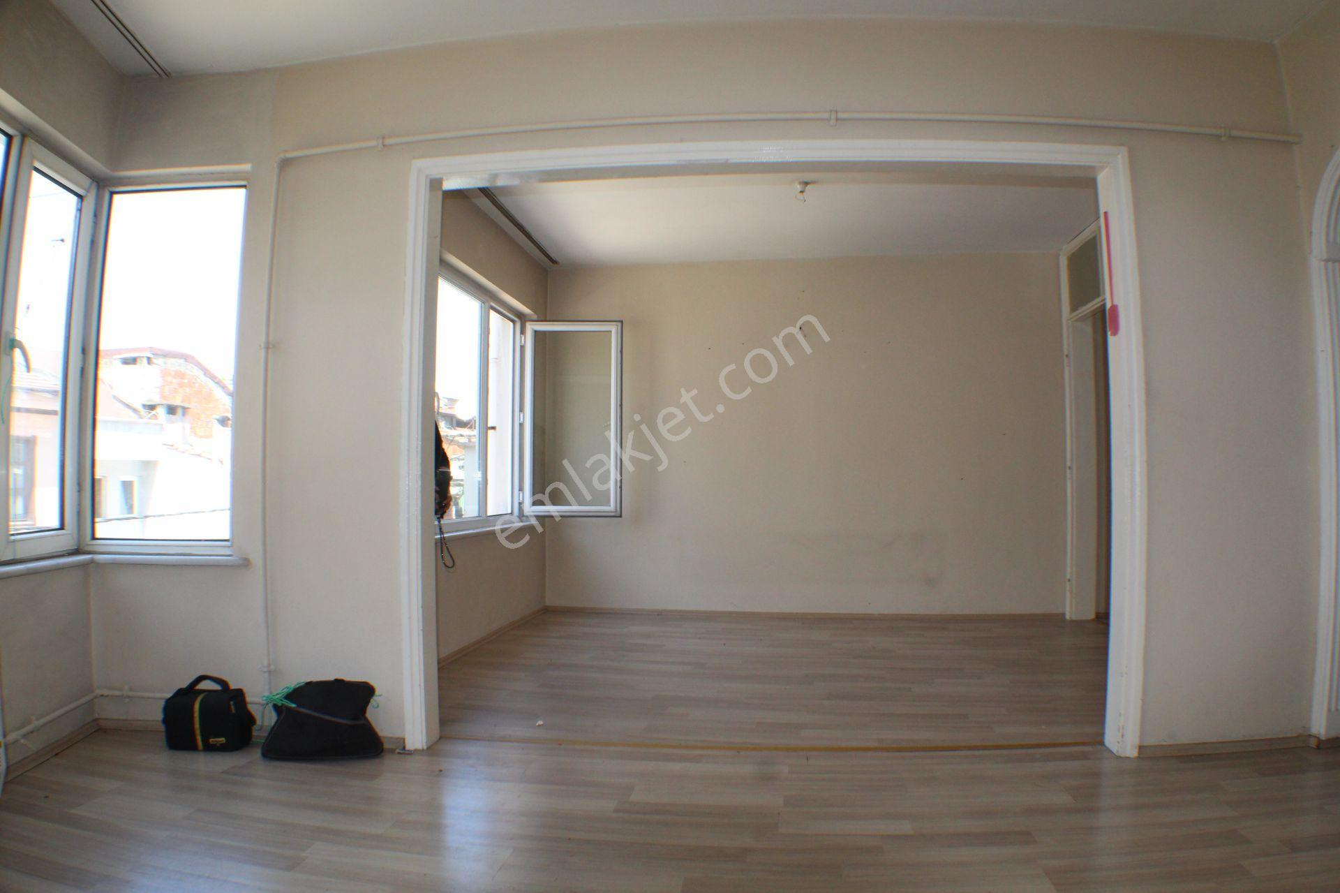 Bursa Ünlü Cadde Kayıhan Girişi 2. Kat 80 M2 2. Kat Daire Kiralık - Görsel 5