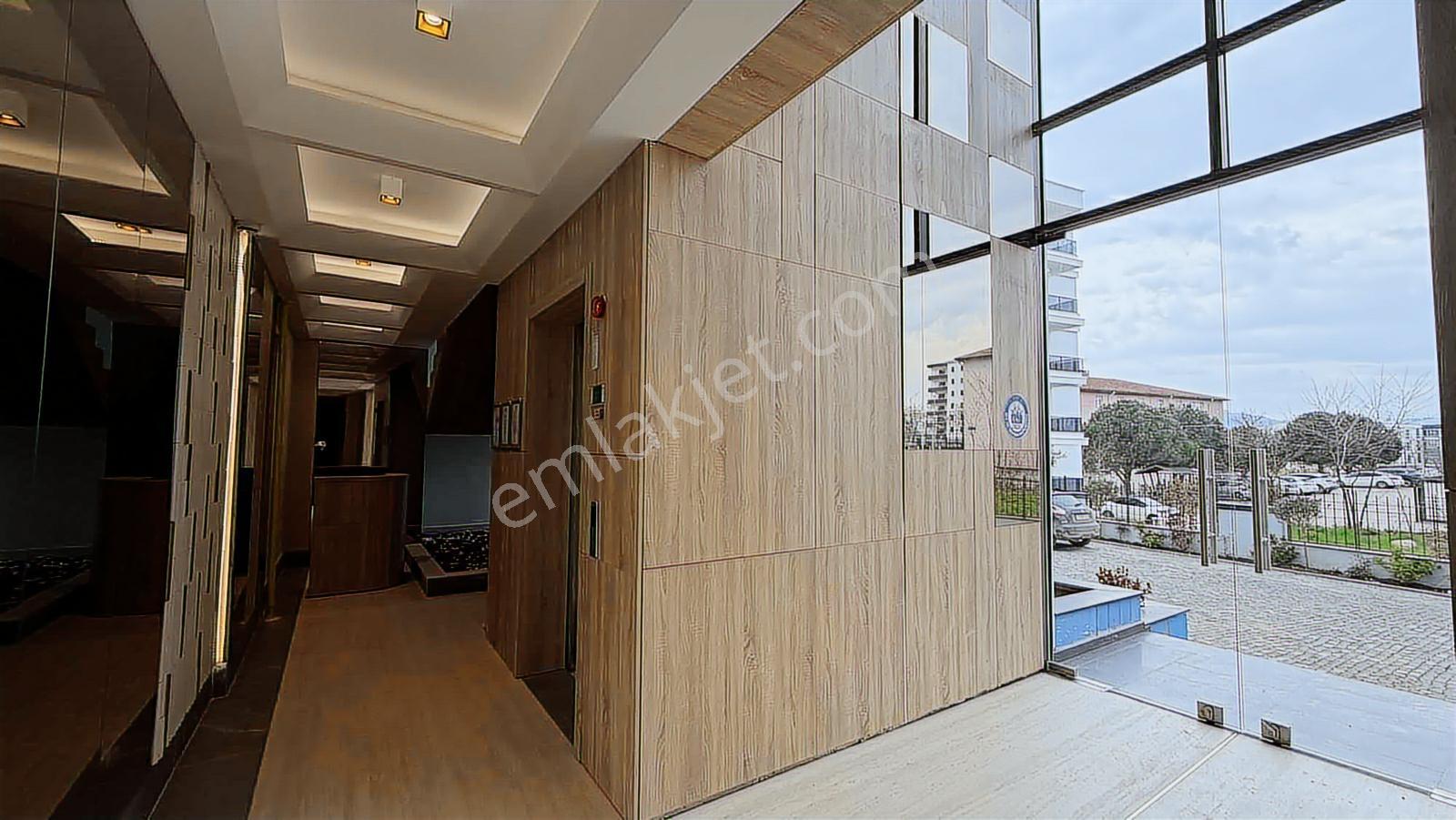İlyas Nas'tan Gökdelenler Bölgesi Invest Prıme'de Köşe Ofis - Görsel 19