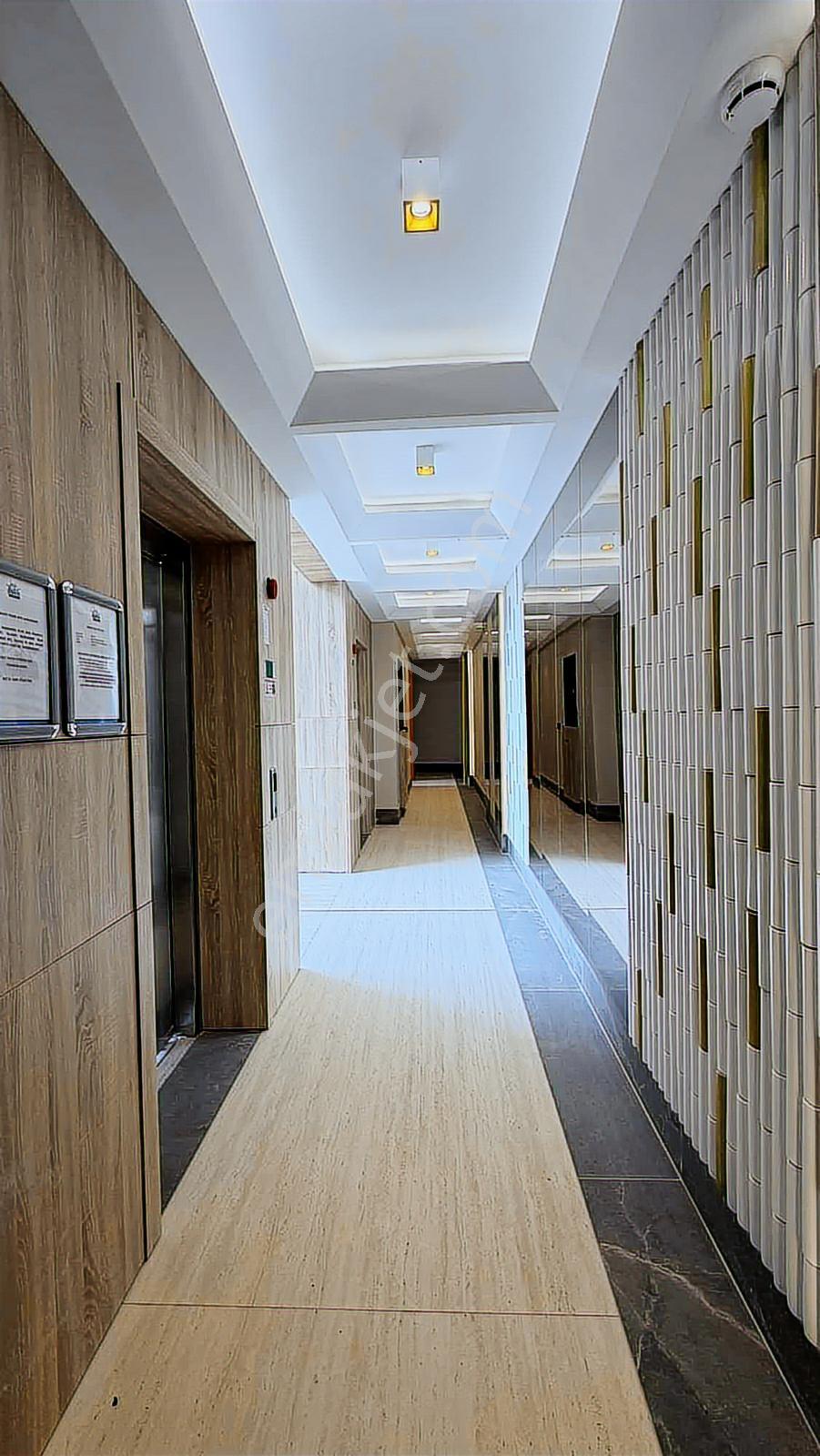 İlyas Nas'tan Gökdelenler Bölgesi Invest Prıme'de Köşe Ofis - Görsel 14