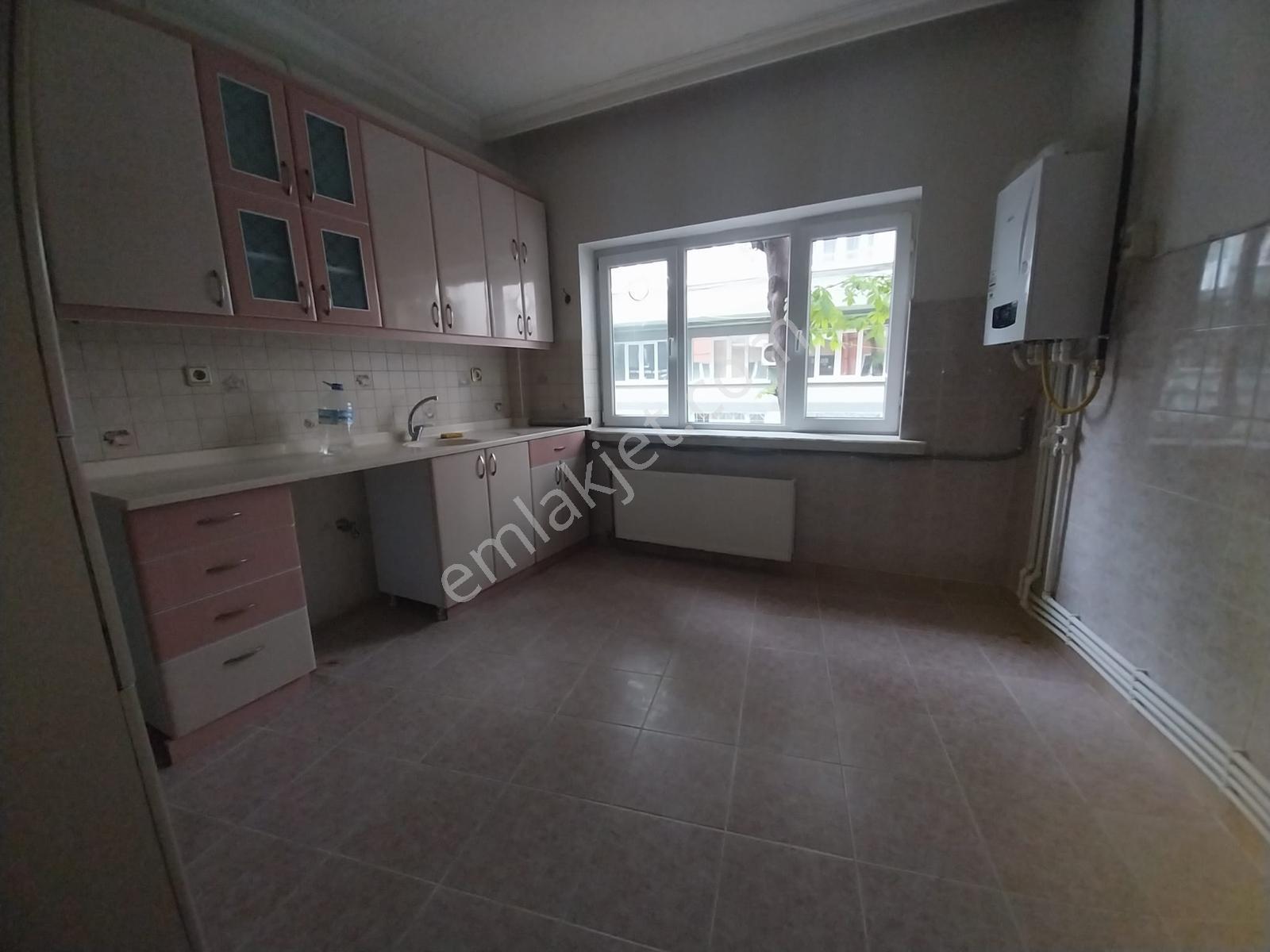 Deliklitaş Çarşı Merkez Hamamyolu Yakını Satılık Geniş 2+1 Daire - Görsel 16