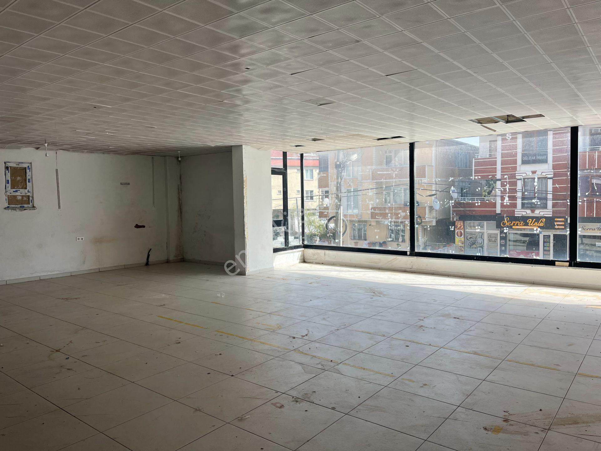 Remax Land'den Kızılpınar Cadde Üzeri Geniş Kiralık Mağaza - Görsel 3