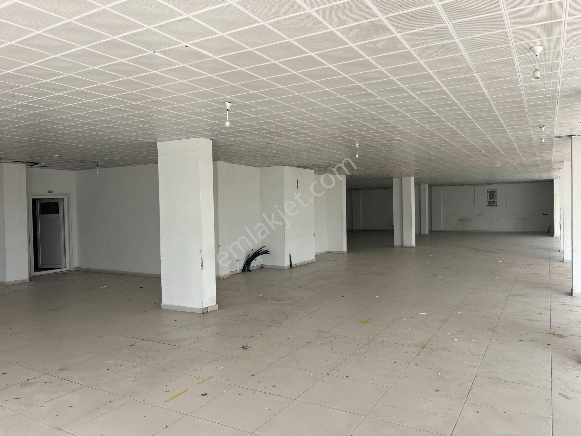 Remax Land'den Kızılpınar Cadde Üzeri Geniş Kiralık Mağaza - Görsel 6