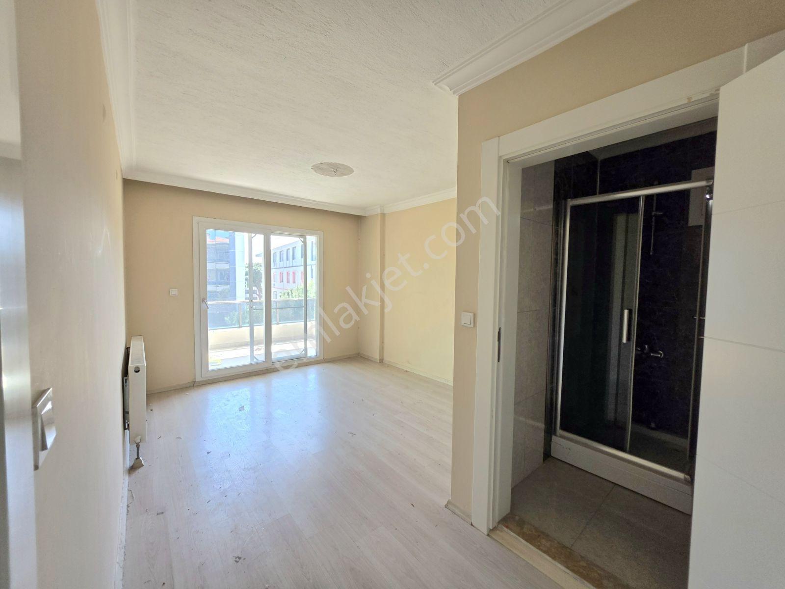 Altınova Merkezde Ana Cadde Üstü 3+1 140 M2 Fırsat Daire - Görsel 24