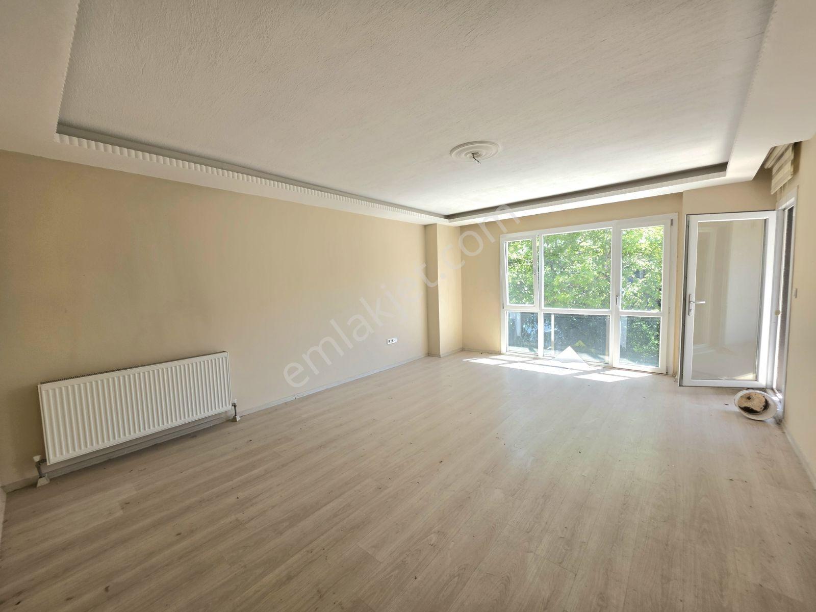 Altınova Merkezde Ana Cadde Üstü 3+1 140 M2 Fırsat Daire - Görsel 14