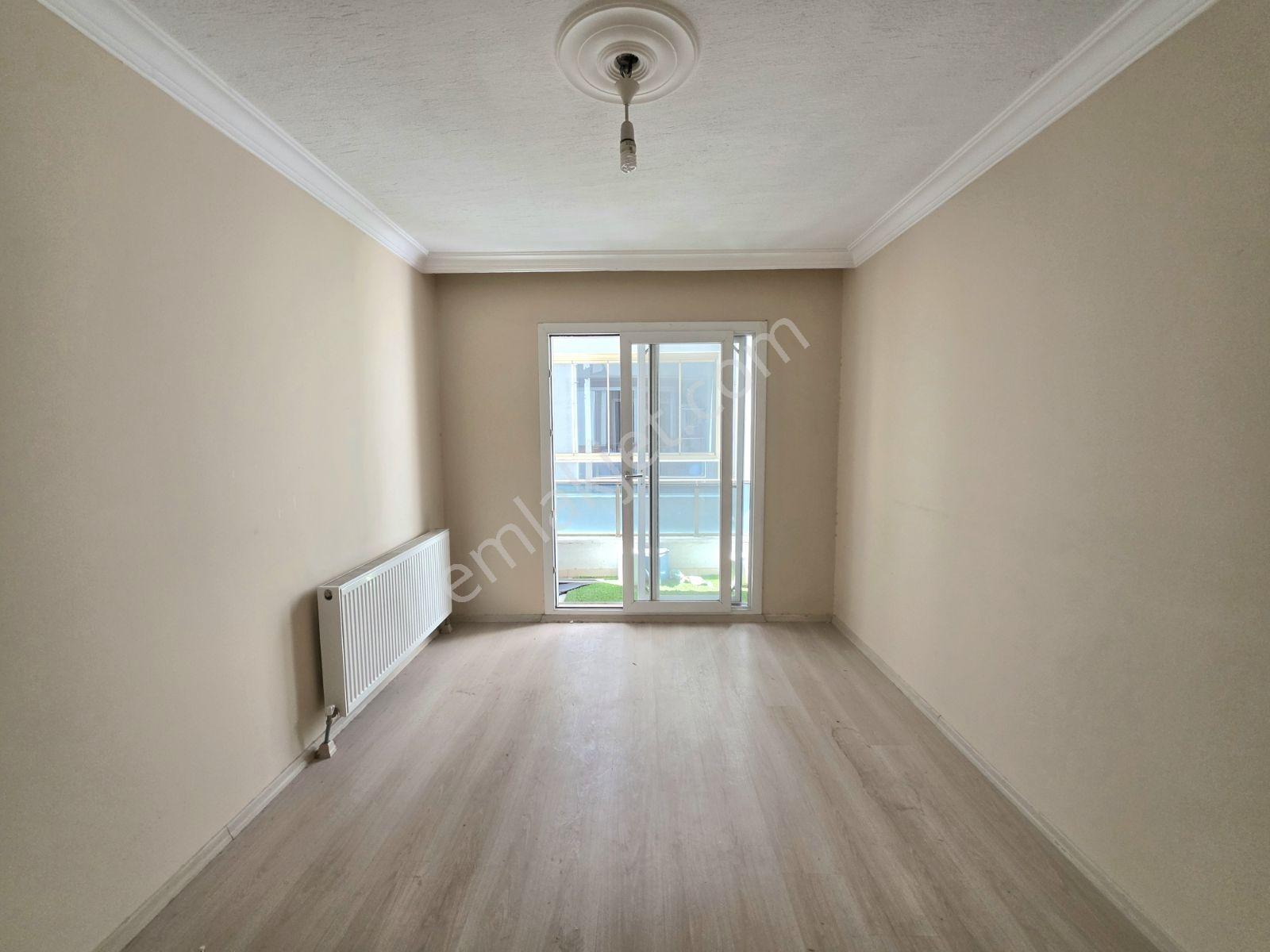 Altınova Merkezde Ana Cadde Üstü 3+1 140 M2 Fırsat Daire - Görsel 9
