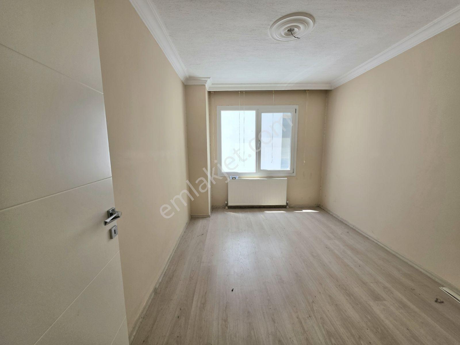Altınova Merkezde Ana Cadde Üstü 3+1 140 M2 Fırsat Daire - Görsel 26