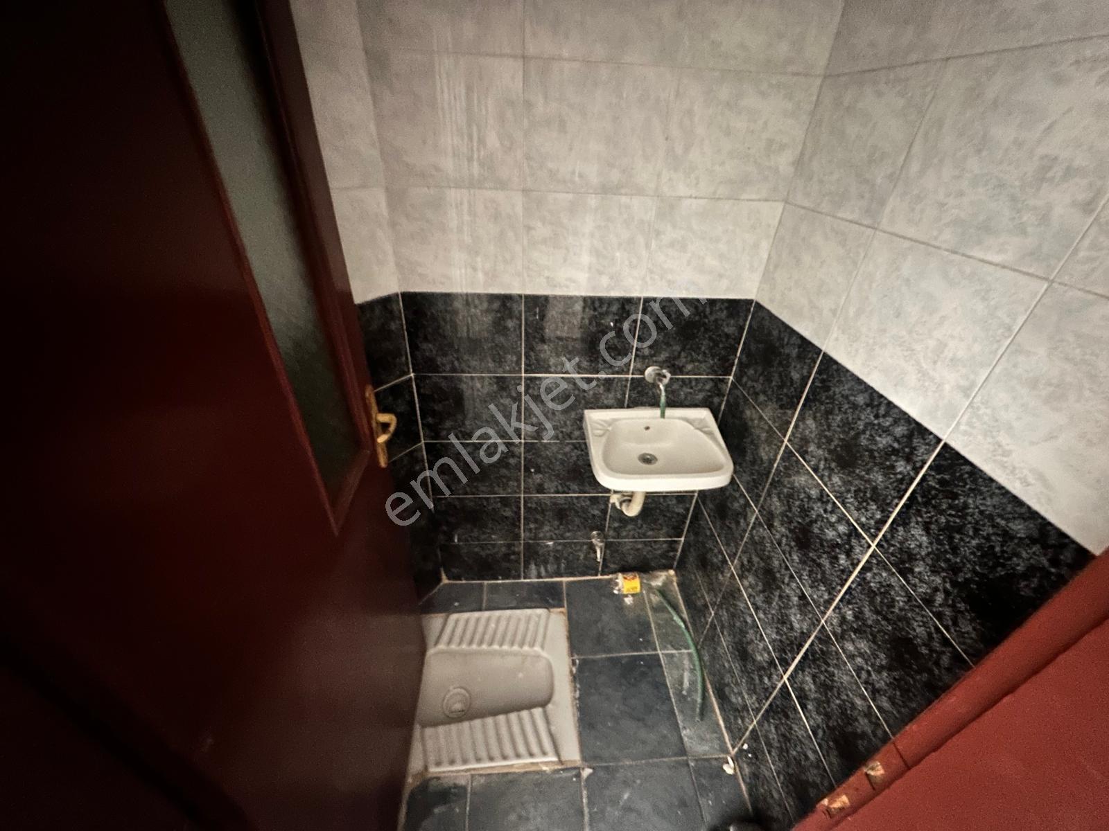 Etlik Lisesi Yakını Kat Konumunda 3+1 120m2 Kiralık Daire - Görsel 10
