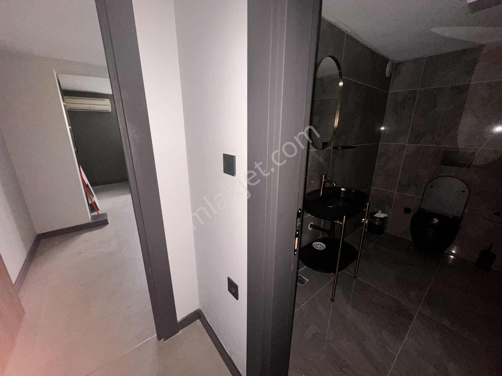 Ordu Giresun Bulvar Üzeri Lüx Dizayn 1345 M2 Kiralık İşyeri - Görsel 16